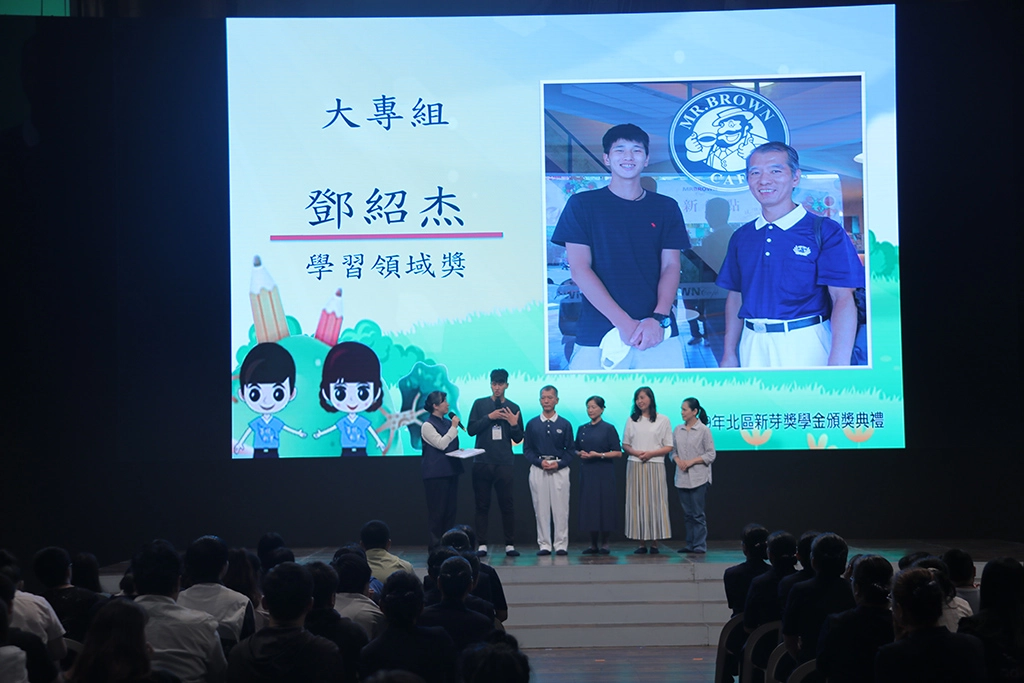 從絕境的低谷走出來後,鄧紹杰期許自己將來要回饋社會,他的勵志生命故事獲得2019年慈濟新芽獎學金表揚。