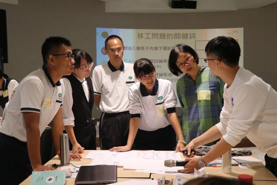 校際共備落實素養,慈大附中舉辦跨校新課綱工作坊為區域教師增能。