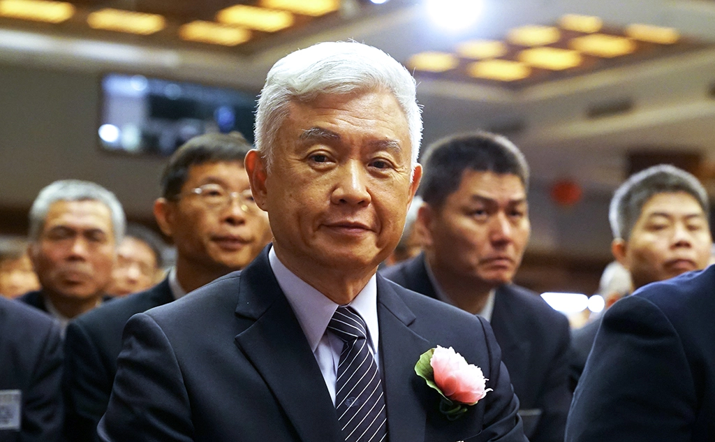 林本源一直支持家人投身公益,2019年12月30日受證慈濟志工,成為親身付出者。(攝影:吳明土)
