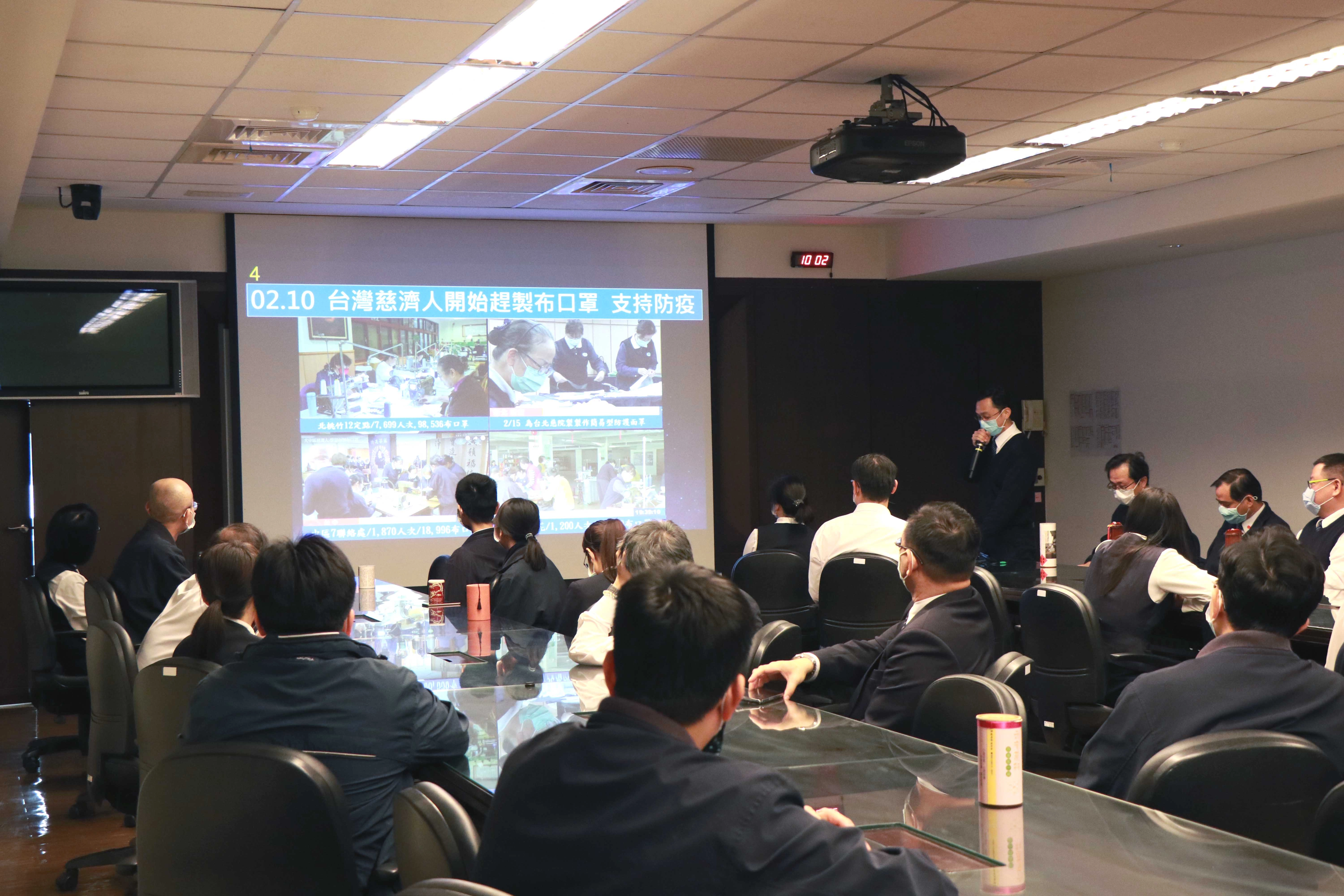 慈濟透過海外志工動員各在地國資源,已在臺灣及22個國家地區進行COVID-19防疫物資援助,包括有台灣防疫前線人員、醫院、學校等,以及宗教團體如梵蒂岡、印度加爾各答德蕾莎修女院等。