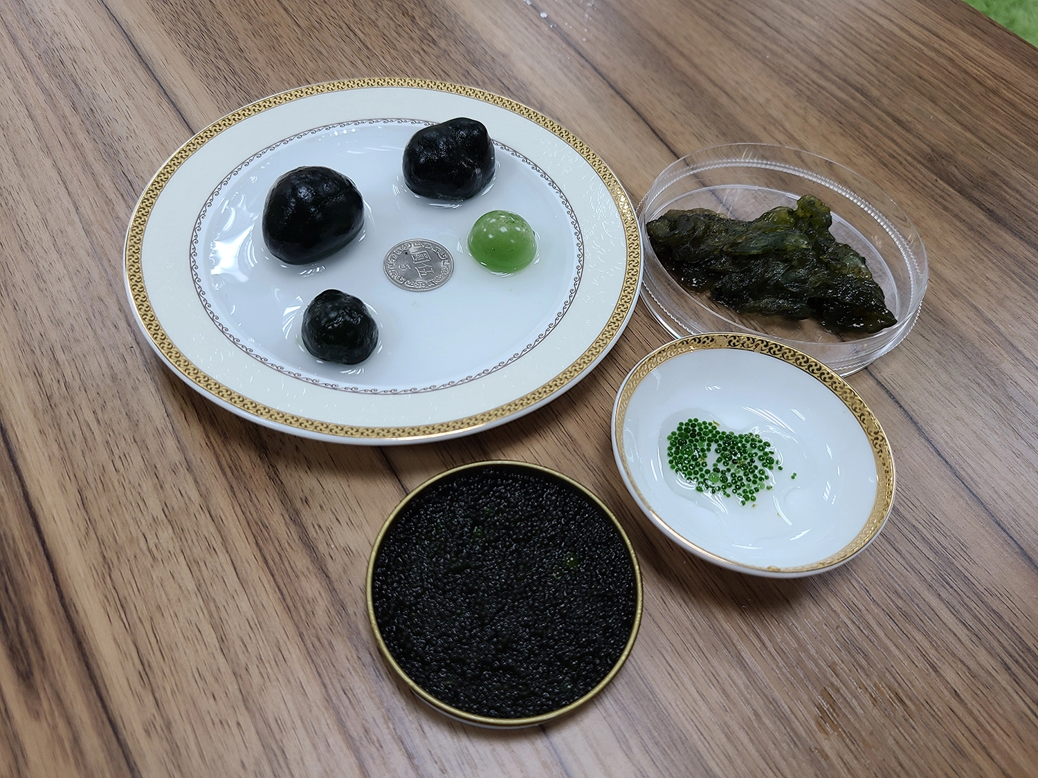 經過研發後的迷你雨來菇,最小的僅一毫米大小、酷似魚子醬。