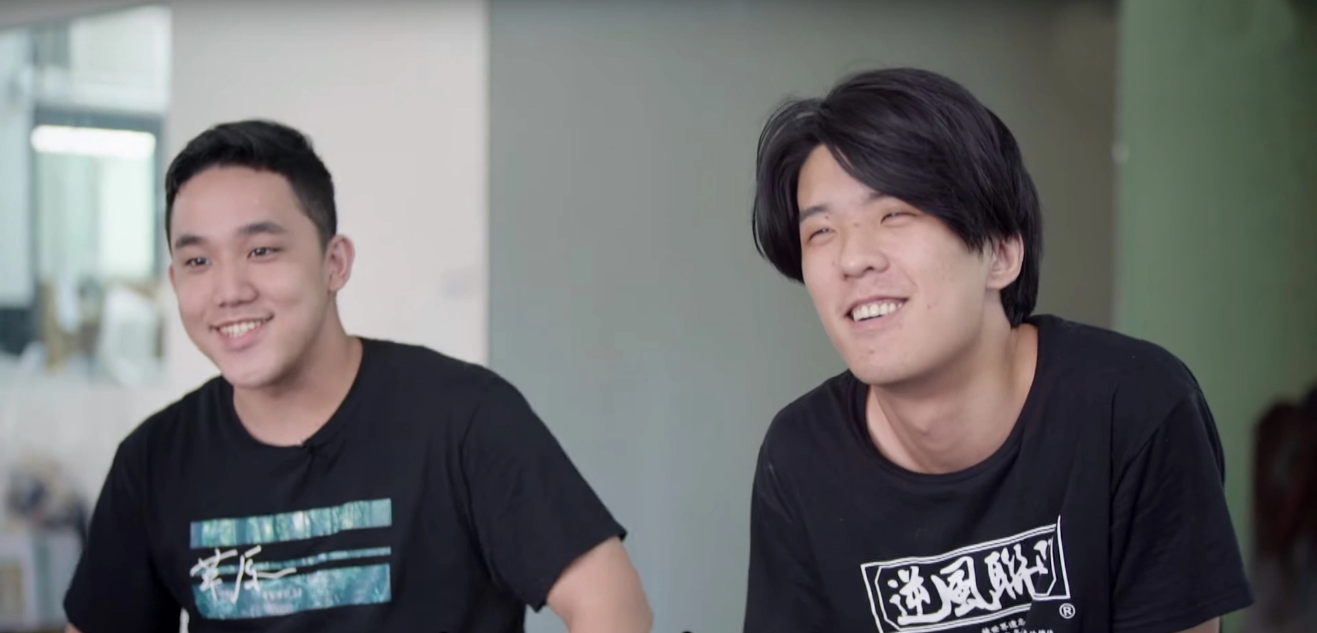 韋志接著說:「基本上來這邊的孩子,他們發生過的狀況,我跟奕醇、瑋盛都分別發生過,所以不同狀況下,我們都有自己的故事,可以跟他們分享。」圖:共同創辦人陳韋志(左)、邱奕醇(右)