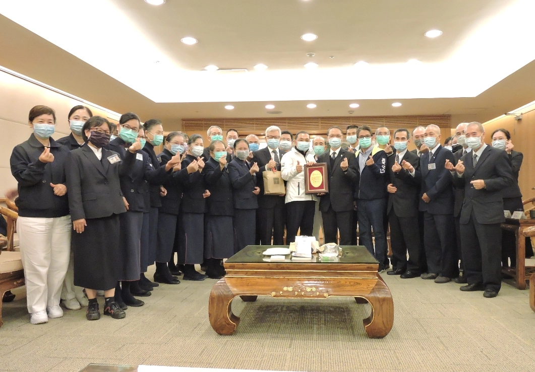 這份來自全球慈濟人關懷的祝福,將傳遞給予居家隔離及檢疫者,更透過宗教正向的力量,向社會大眾傳達安穩人心。