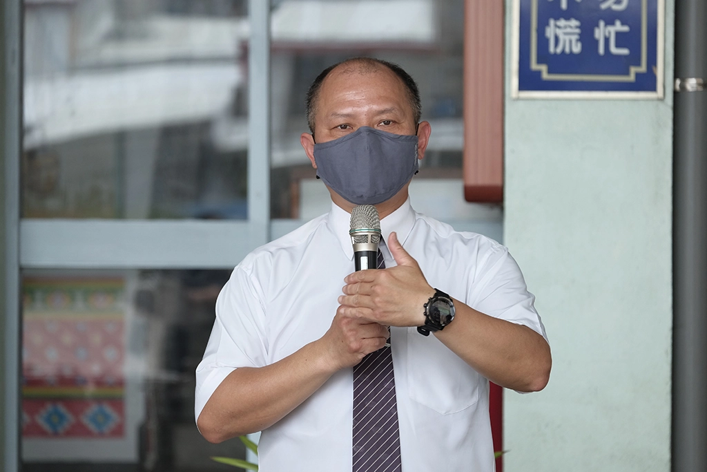 慈濟基金會公傳處組長劉鈞安表示,在這波疫情中期望透過茹素,呼籲人人戒殺少欲,培養慈悲心,以杜絕疫情的氾濫。