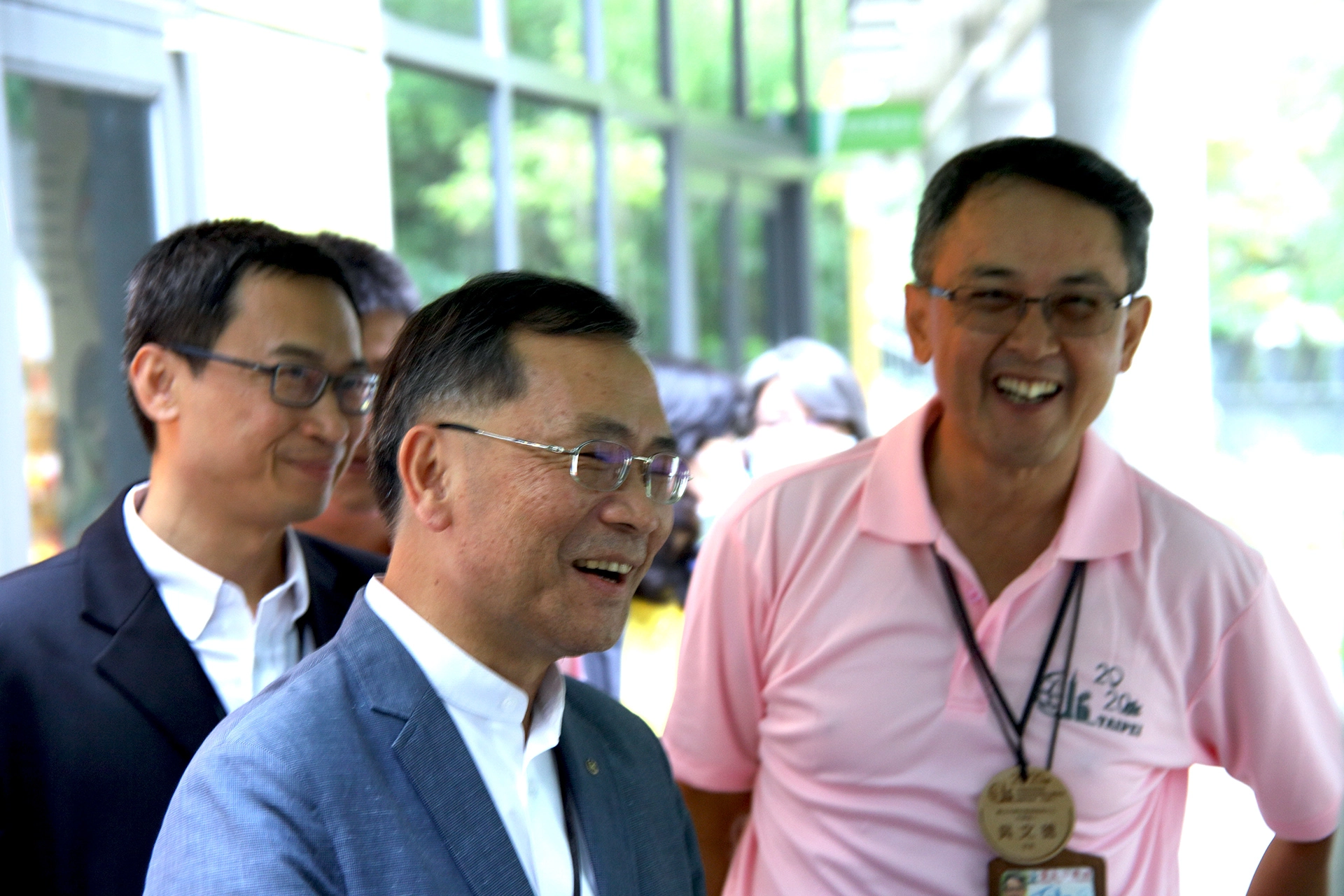 蔡炳坤強調,所有環保教育要從校園做起,因此支持進駐校園,從小學直到大學真正落實環保理念。