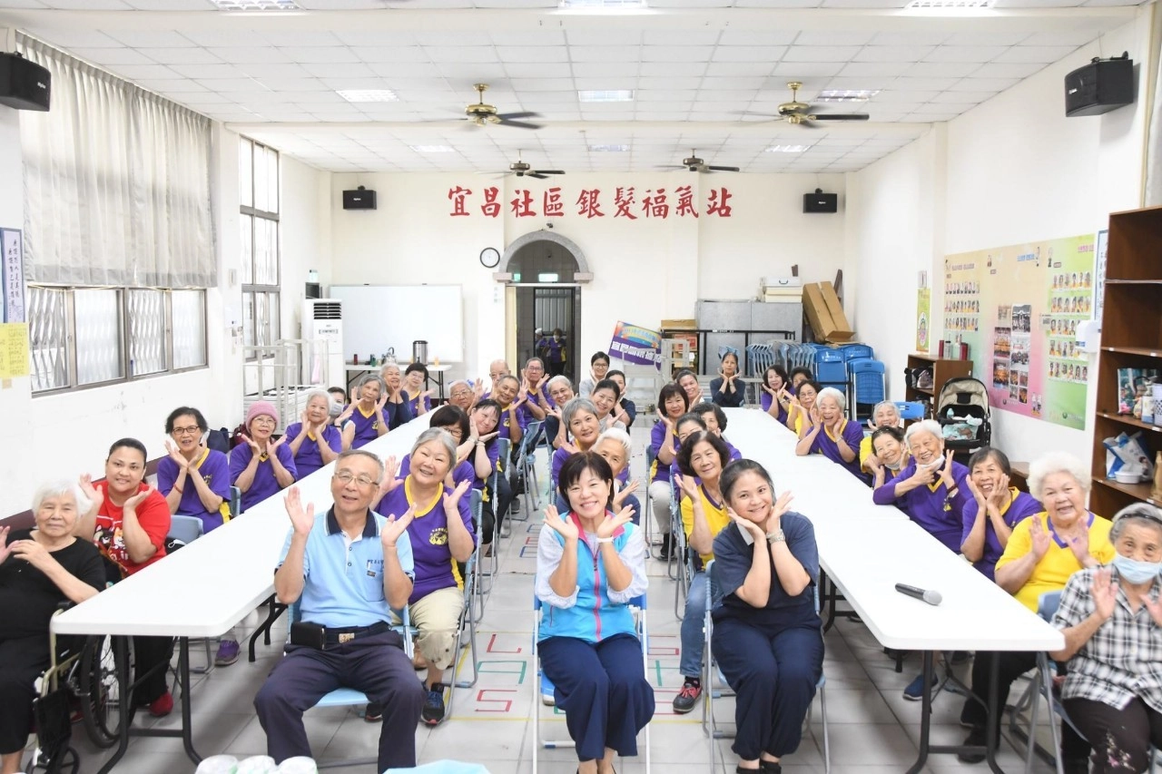 游淑貞表示,鄉公所會責無旁貸,以認真、負責任的態度照顧所有鄉內長者,極力推展各項長照服務,讓吉安鄉成為健康安全,休閒宜居與適性生活的銀髮安養環境。