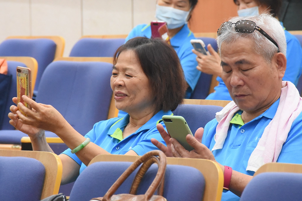 不用花時間打扮,就能無時無刻、隨時隨地,立即「變身」模特兒。