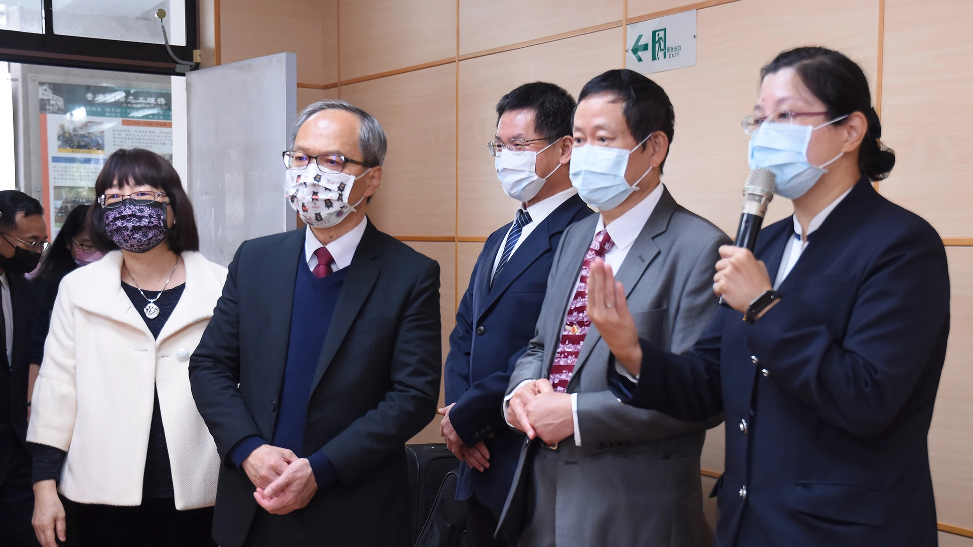 慈濟科技大學規劃了6間電腦試場,共380個應試座位。