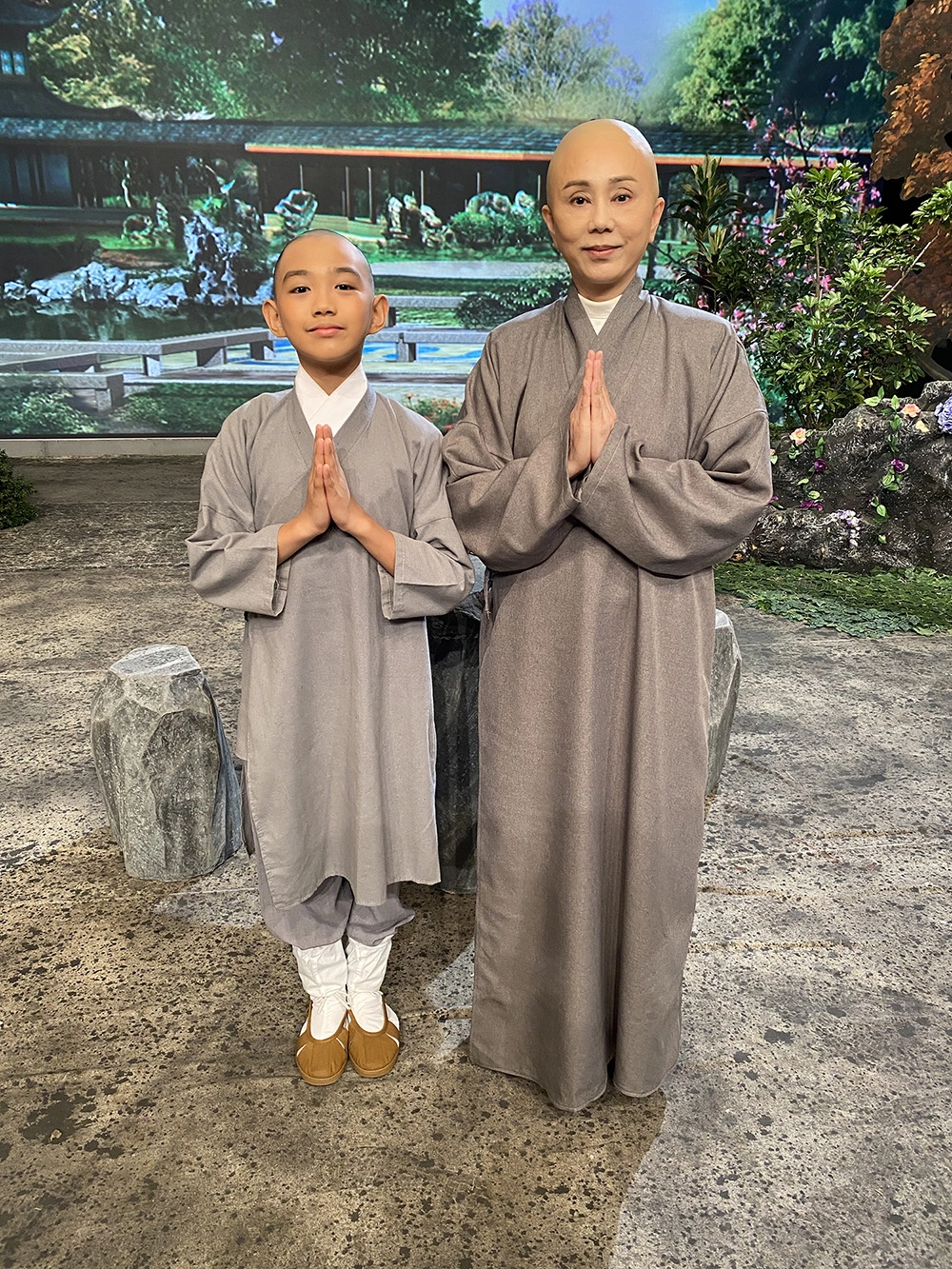 陳玄力飾演小吉藏,孫翠鳳飾演少年時期後的吉藏法師。
