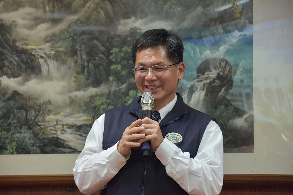 慈濟科技大學校長羅文瑞表示,慈濟有援助121個國家的經驗,課程一定能豐富學生對於防救災的理解。