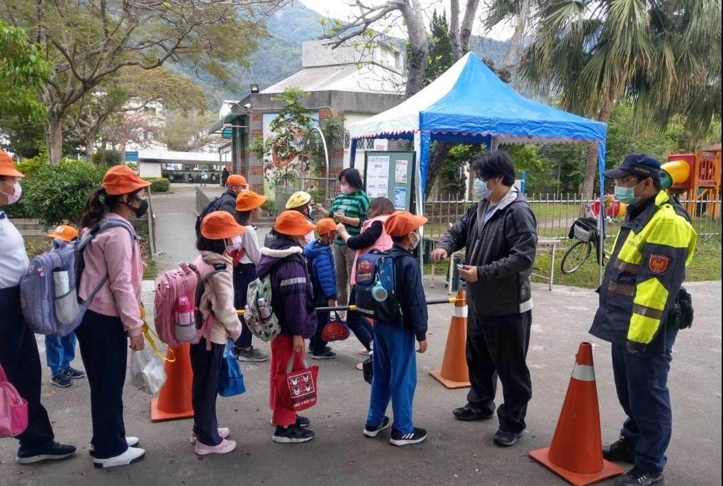 台東縣關山分局協助校園防疫資料畫面