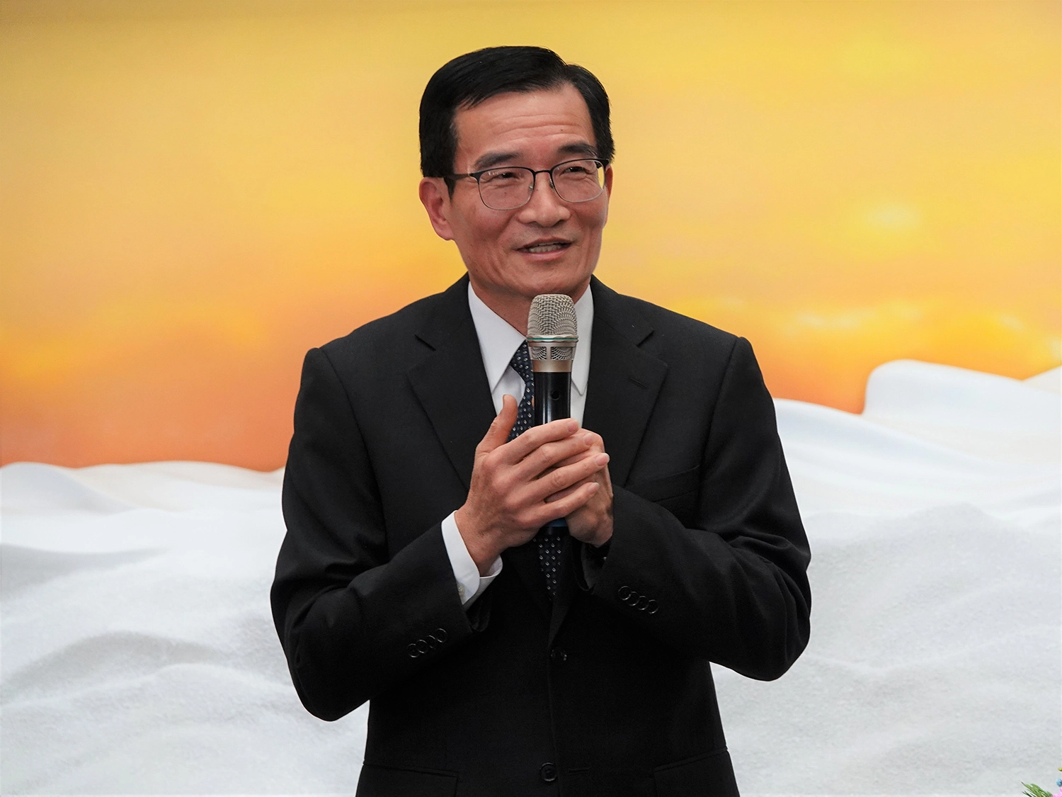 海巡署中部分署張忠龍分署長表示,備忘錄簽署內容與海巡署的理念相同,也是我們的職責。(圖為慈濟基金會提供)