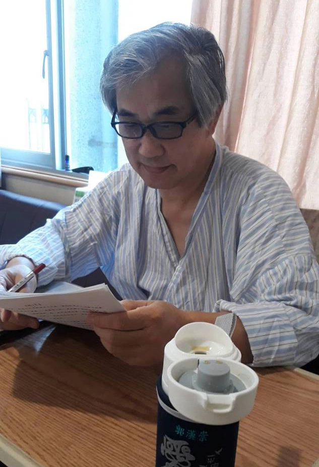 花蓮慈院泌尿部郭漢崇主任表示,從自我檢查、確診攝護腺癌,到住院手術,像是經歷了一場奇幻的旅程。