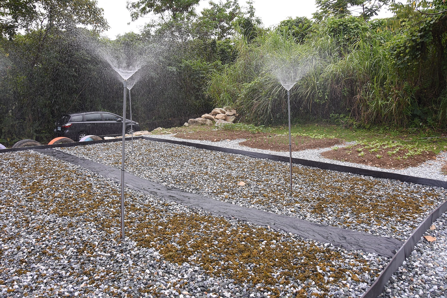 雨來菇栽培場不再受天候影響,更能大幅縮短清洗的人力、時間與成本。