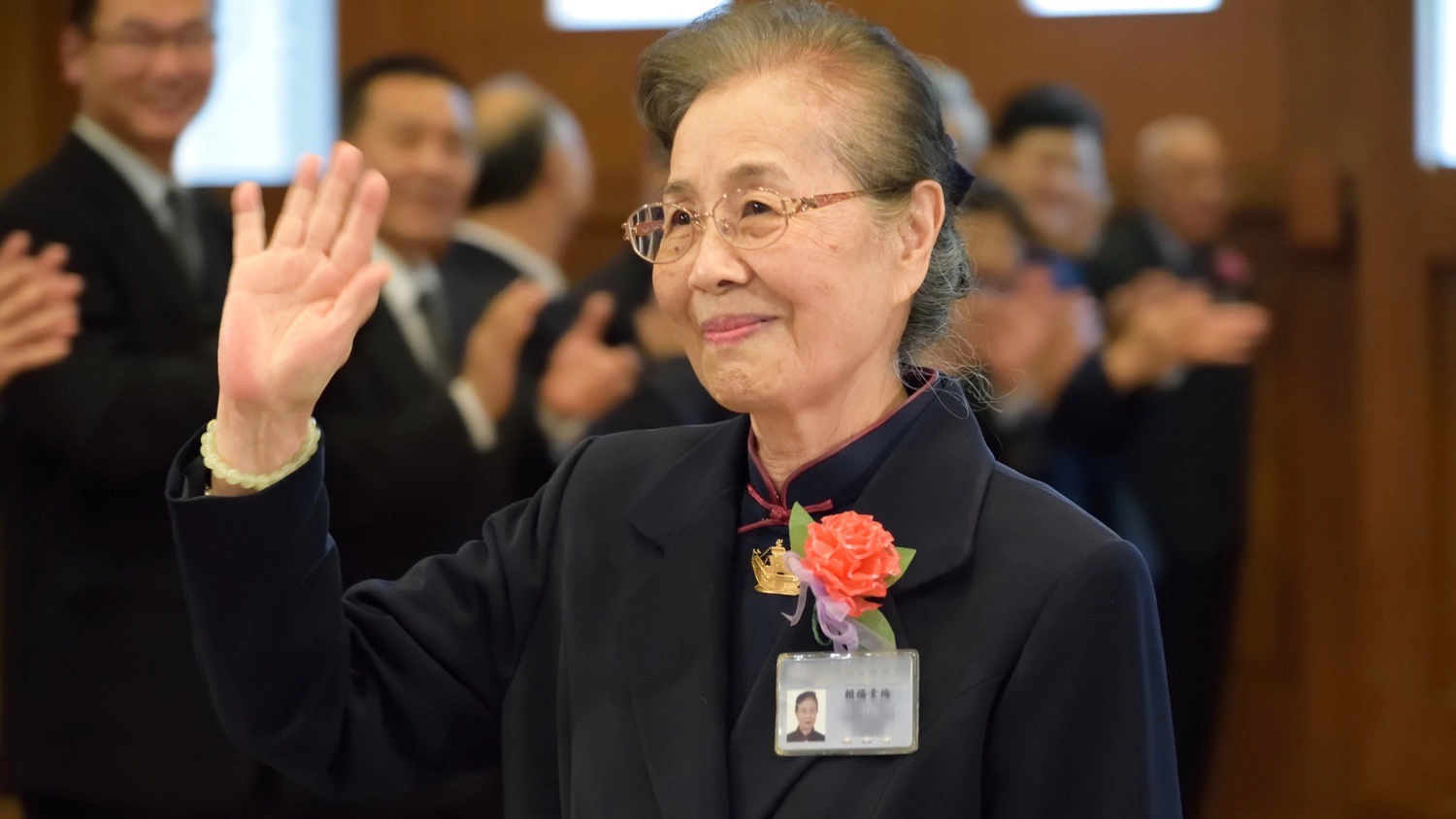90歲的賴楊素梅身體硬朗,他說福報就是身體健康可以付出。圖為2016年資料照。
