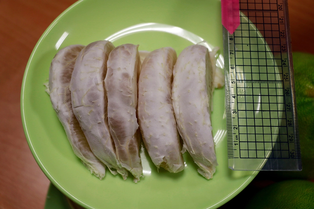 柚子營養價值很高,但是品嚐的同時,還是要適量。
