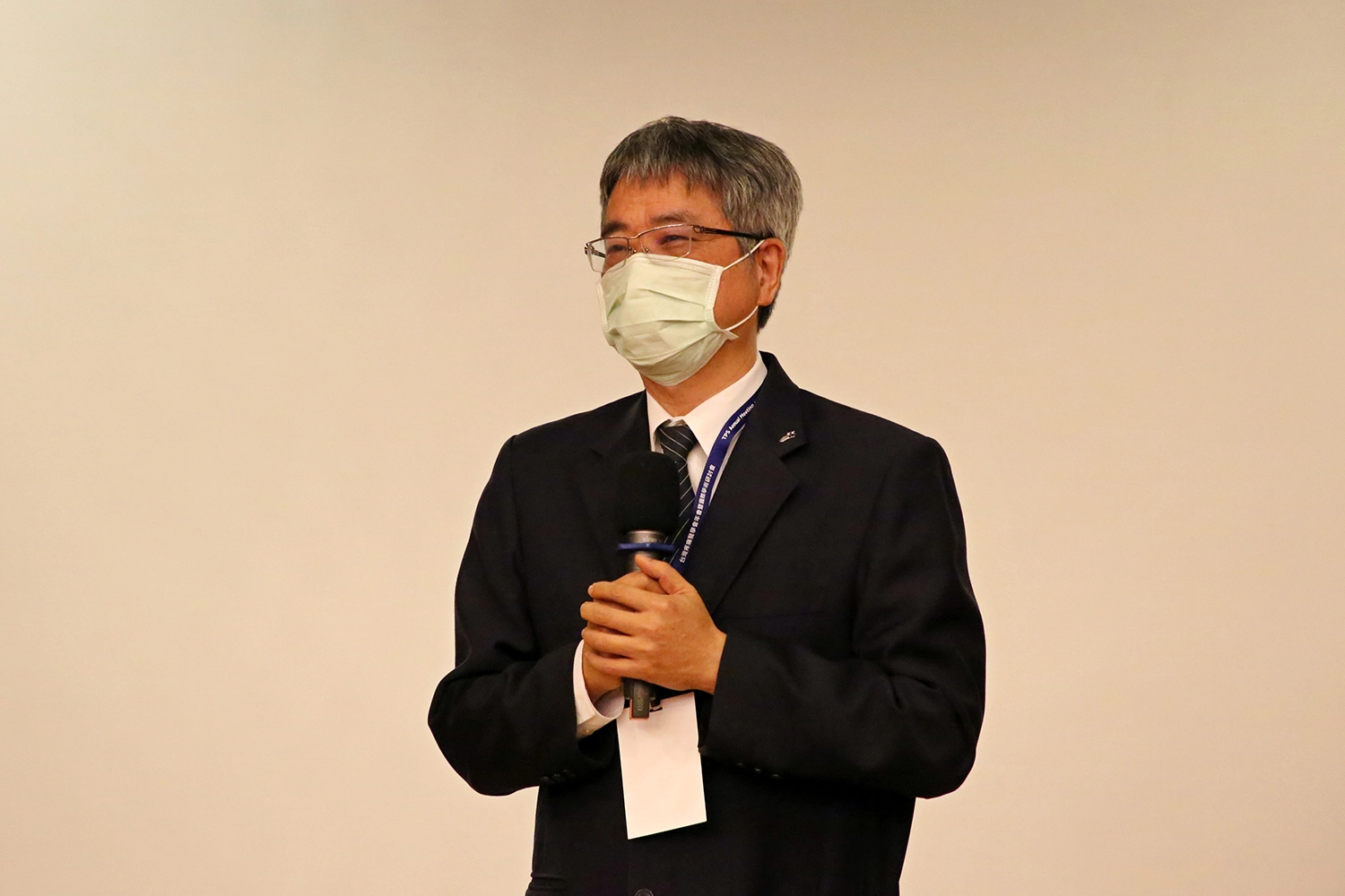 慈濟大學醫學院院長陳宗鷹表示,目前正研擬計畫,針對疼痛醫學領域設計專門的一系列課程,讓醫學院學生對疼痛醫學有更進一步的了解。