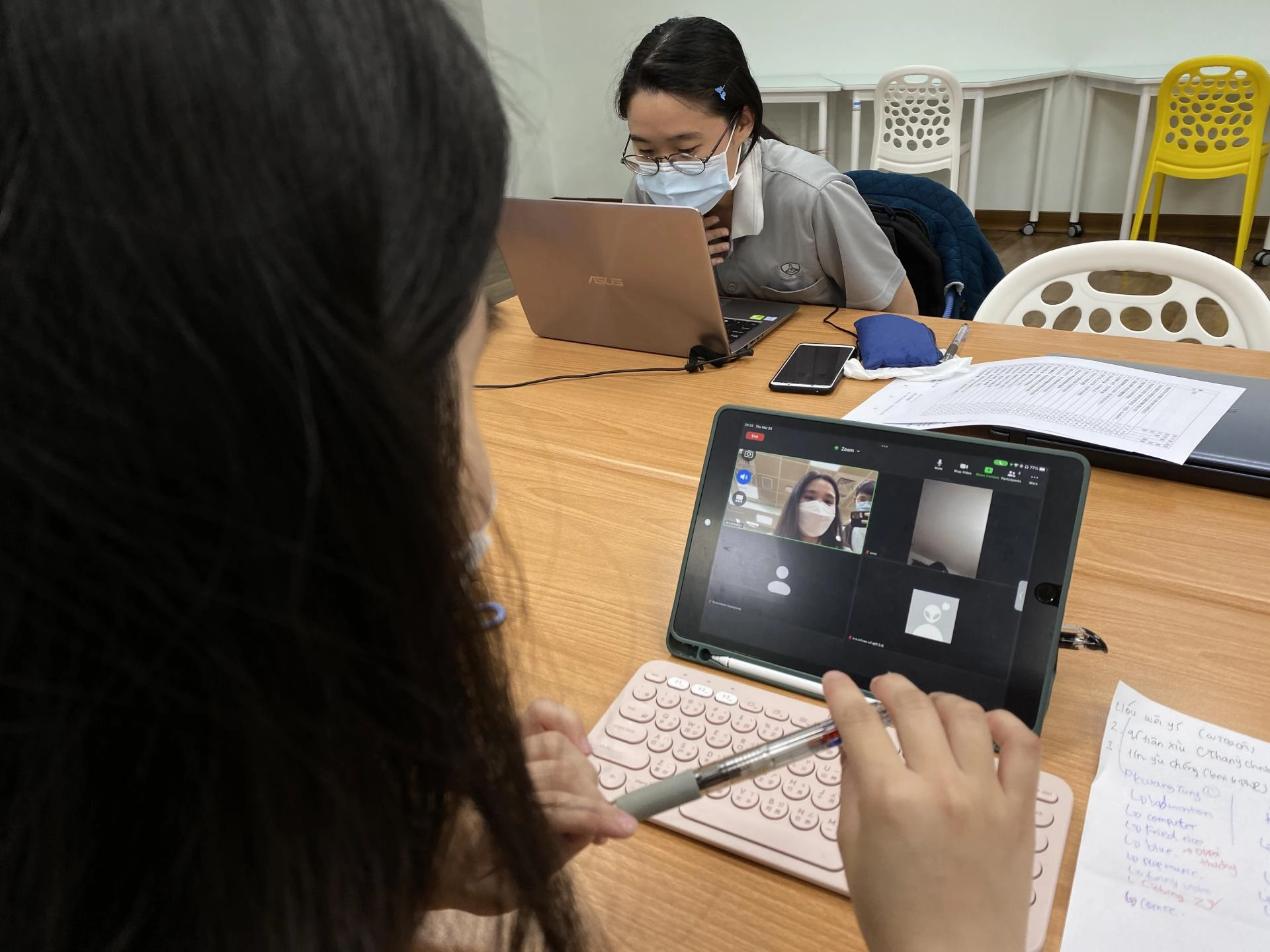 「青年線上伴學趣!」除了臺灣,泰國清邁慈濟學校也加入英語伴學的行列。