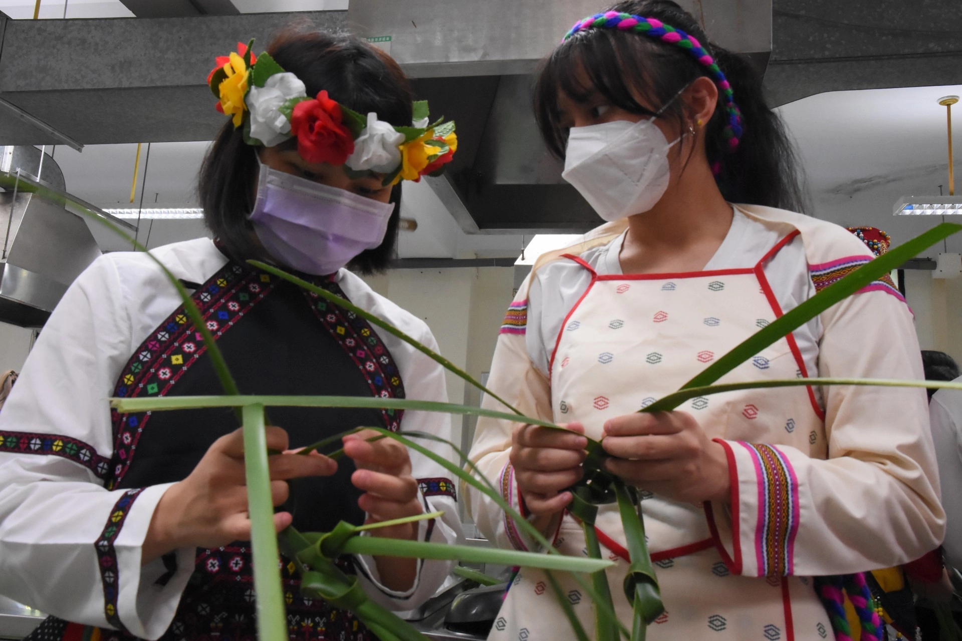 編織阿里鳳鳳技巧十分繁瑣。