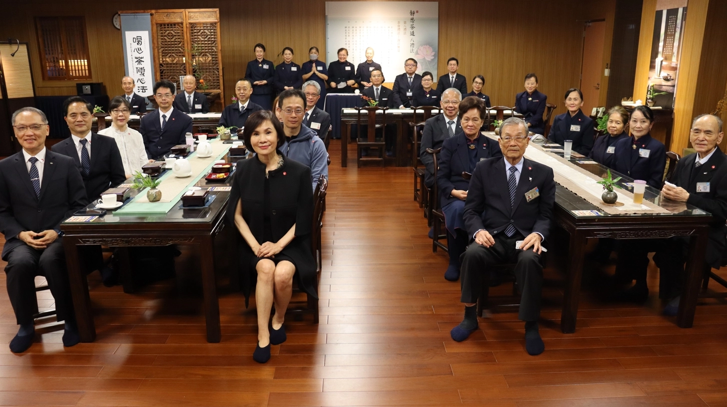 臺灣媚登峯集團深感慈濟在國際援助善行,特展現攜手共善、捐助護持,盼發揮大愛精神,助烏國難民度過難關。