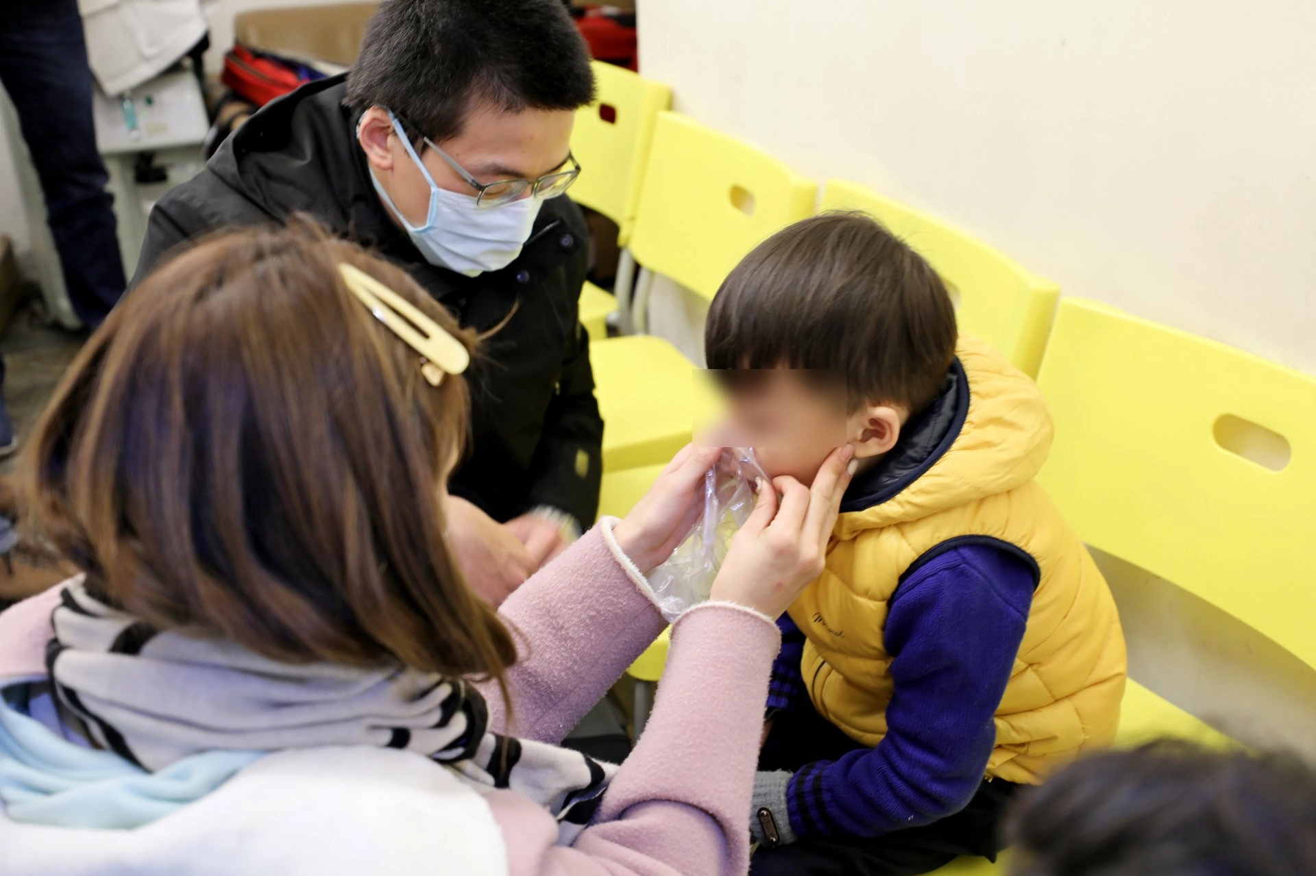 陳坤詮主任叮嚀逢雪季時期,醫師群會在假日進執行醫療工作,民眾若在高山出現身體不適等症狀,切勿隱忍,務必尋求幫助。