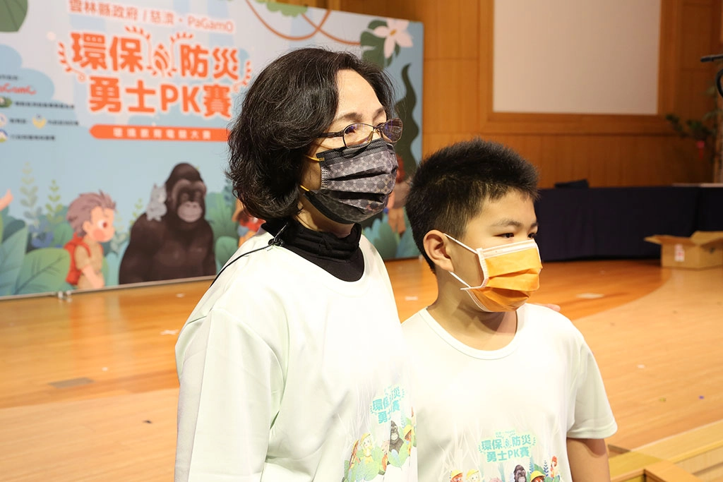 林內國小林冠志,科任老師賴毓芳喜出望外,參加PaGamO競賽,讓他專注力提昇。
