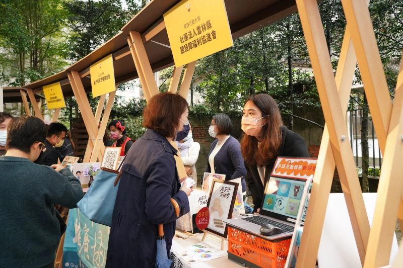 「2022世界母語日—國家語言文化生活節」透過系列藝文活動、語言市集,帶動民眾於生活中使用國家語言。