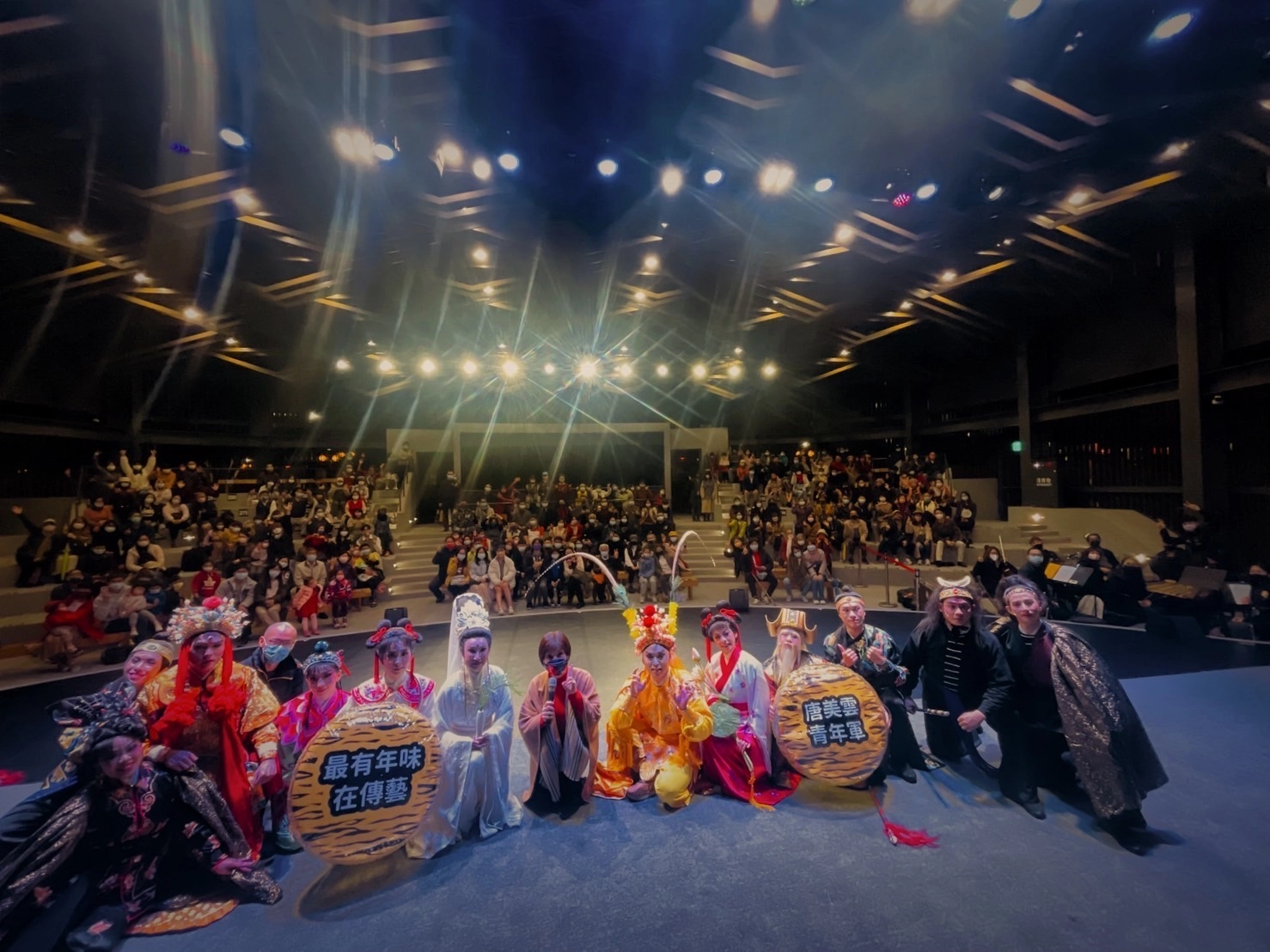 唐美雲一生懸命,歌仔戲團過年期間仍持續演出。
