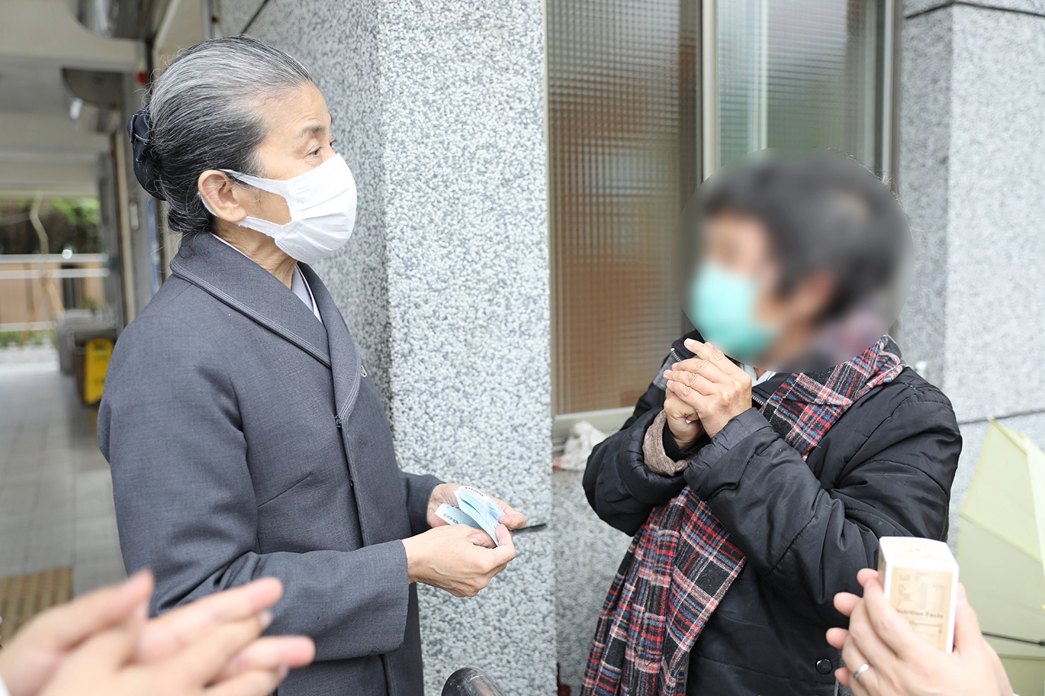 街友林阿姨捐出所得,發願助人。