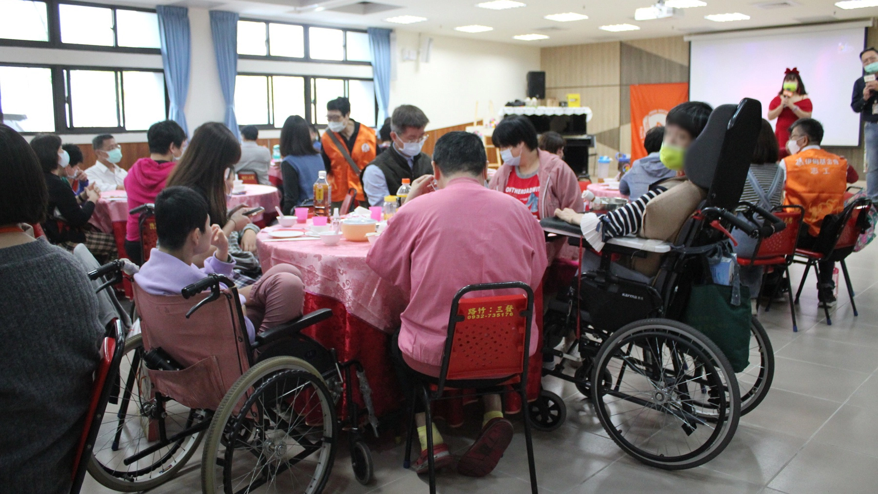 透過圍爐活動分享愛與關懷,暖心又暖胃