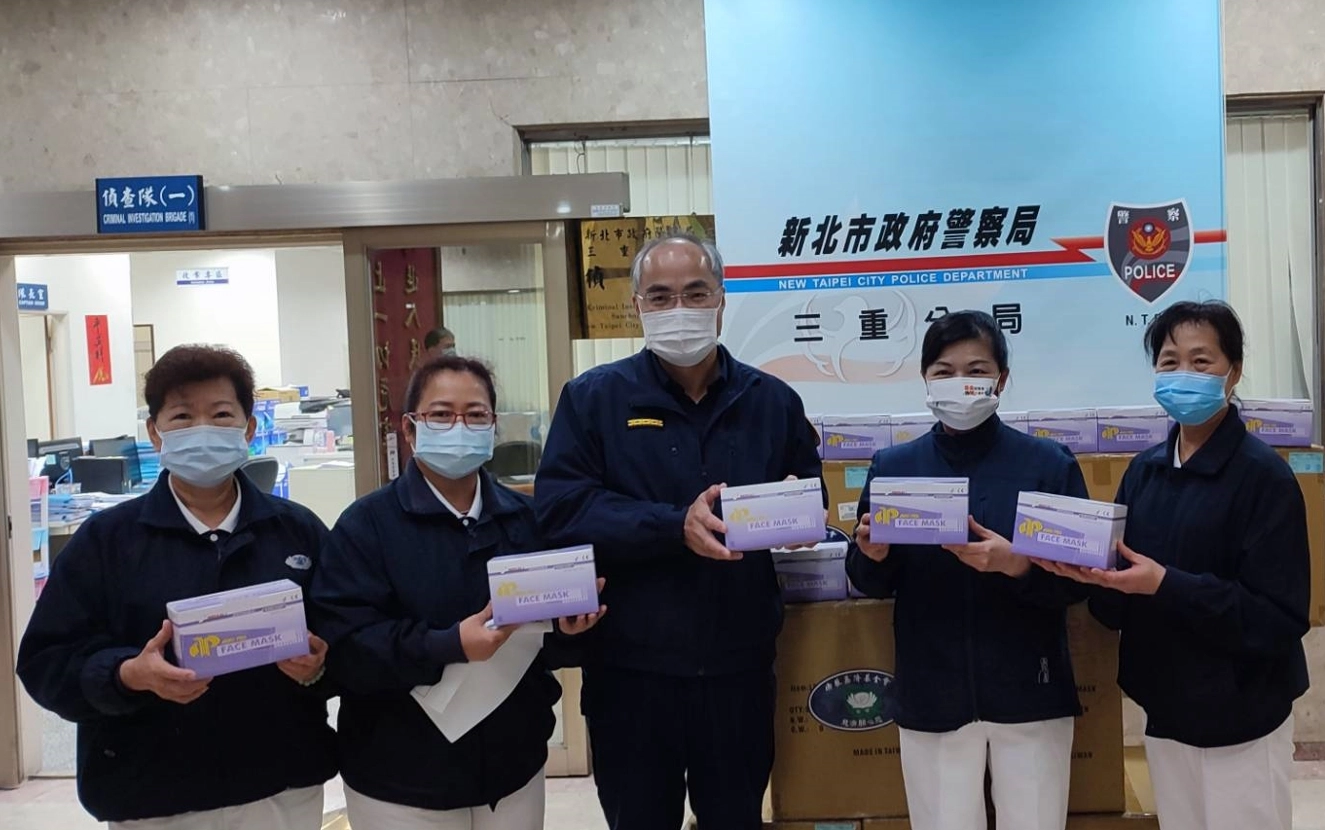 防疫不鬆懈,還要持續「罩」顧好第一線防疫人員、警消值勤人員的健康。
