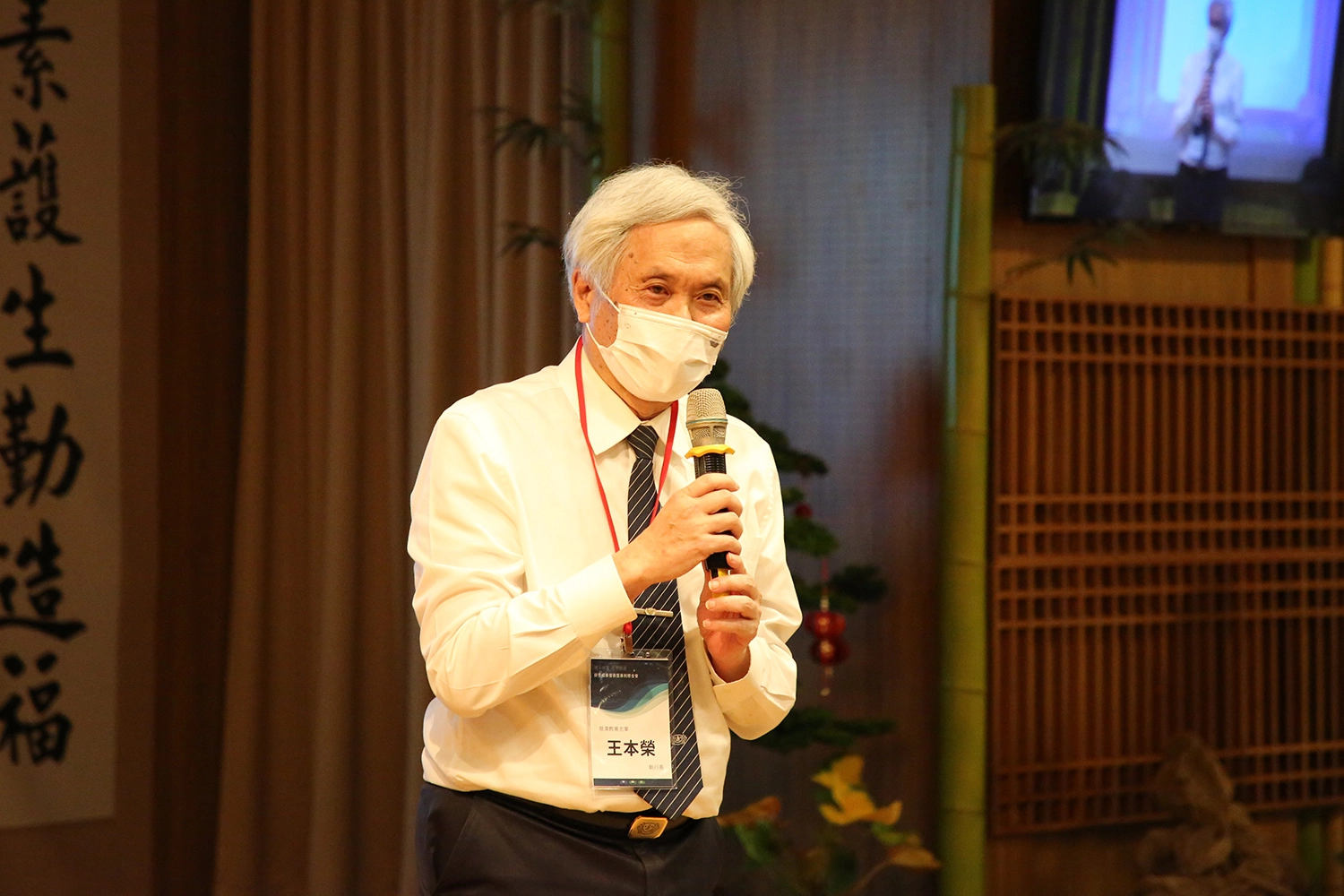 慈濟教育志業體執行長王本榮表示,慈大、慈科大團隊的作品都是「學以致用,化研為用」的教研成果。