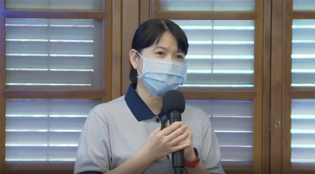 大林慈院長照管理中心副主任江欣虹說:「大林慈院的長照服務,是以醫院為立足點,來做守護社區安養的工作,希望長輩都能在社區安養,等於是有醫院做後盾,來照顧整個社區的健康。」