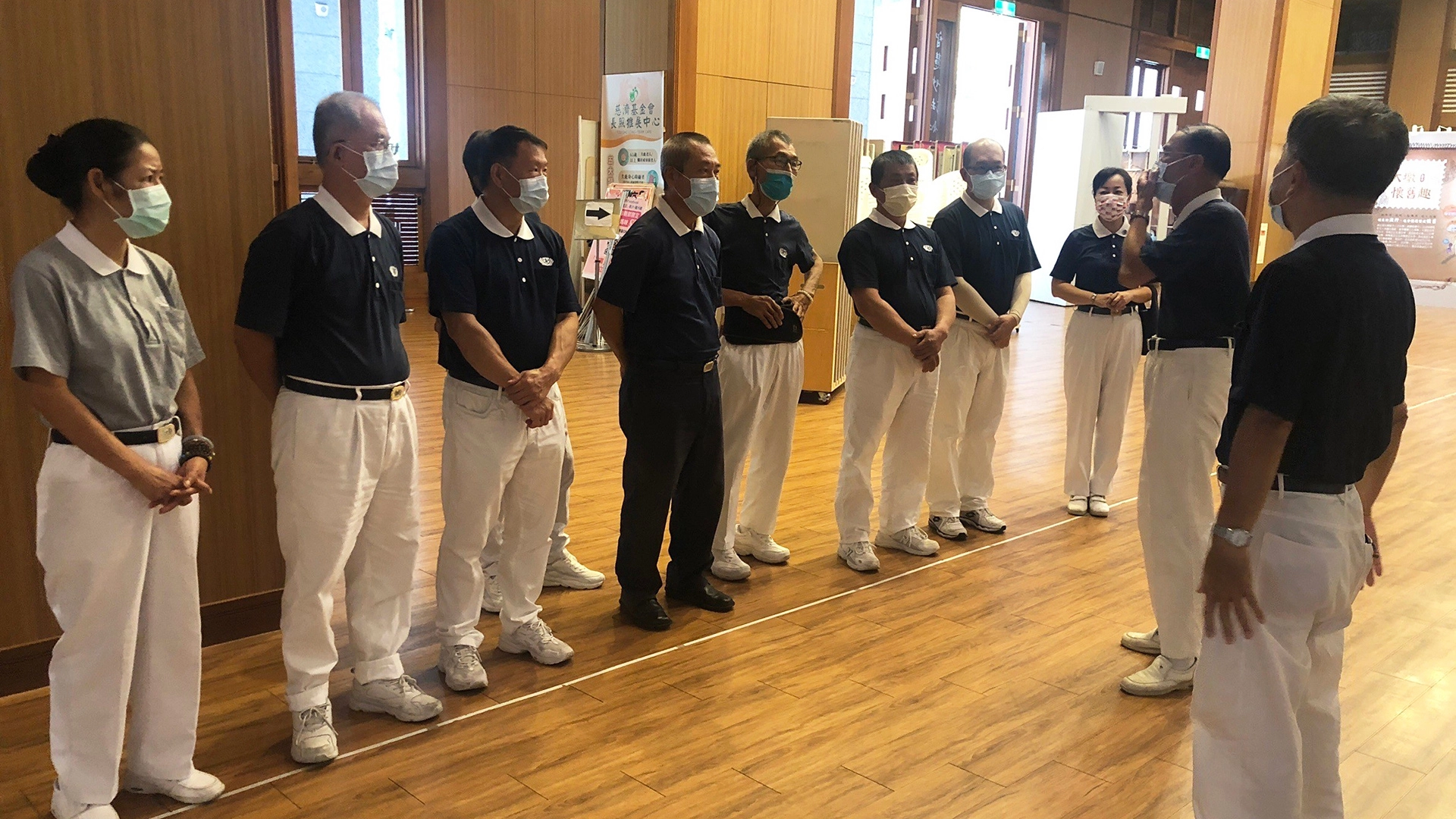 2022年全臺「萬安45號演習」由慈濟志工飾演的民眾,實境演練。
