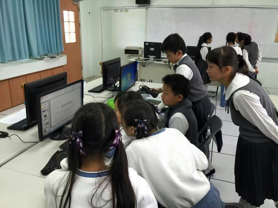 庭妤說運用科技資訊系統在學習時可以快速統整又有條理