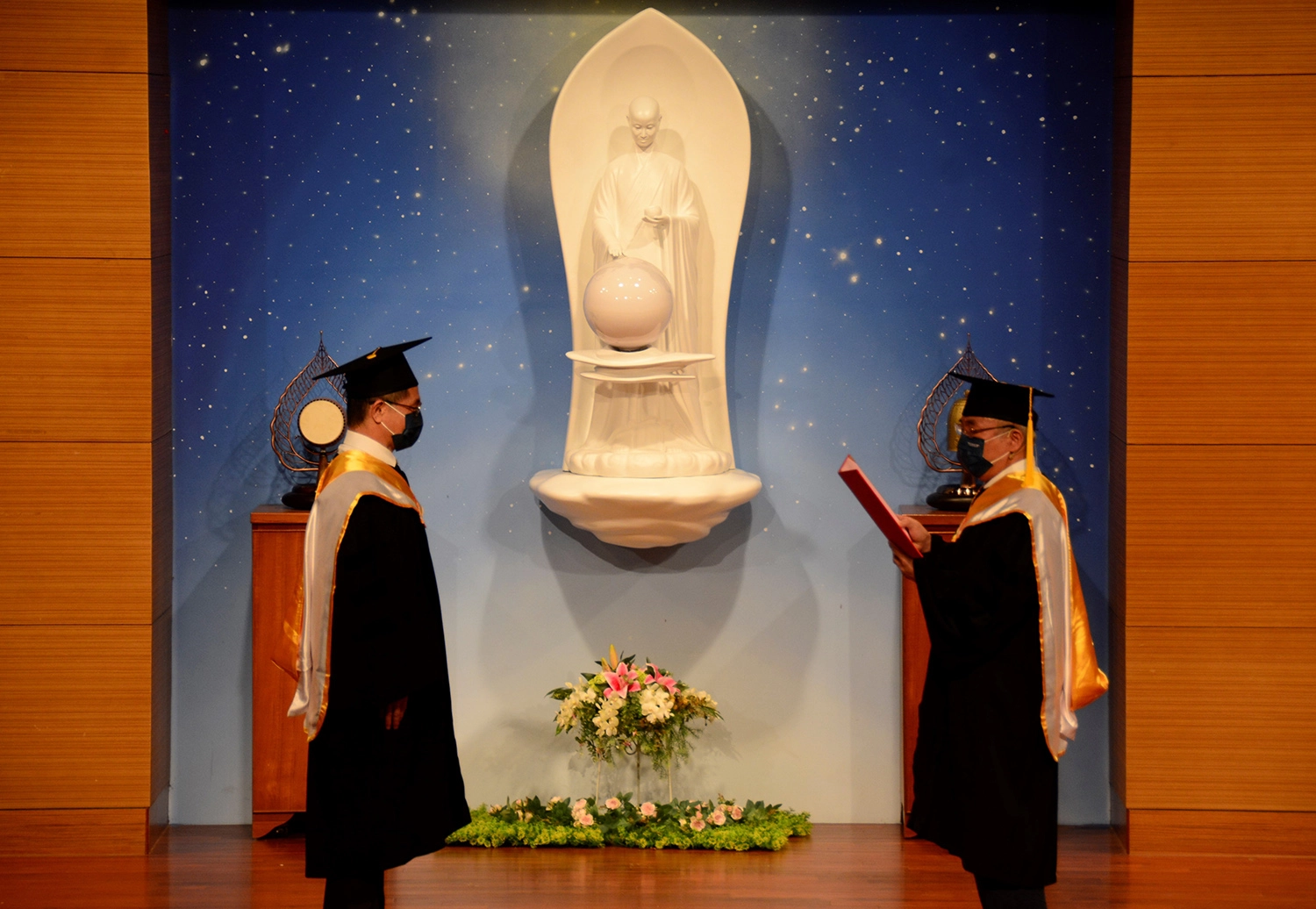 慈濟科技大學110學年度畢業典禮採事前預錄,線上轉播。