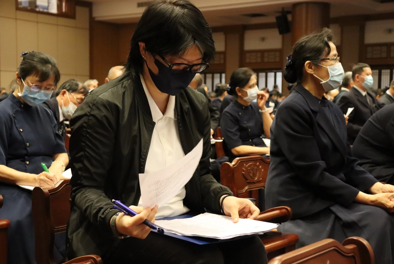 珺月投入志工行列,將自身經歷分享給更多人。