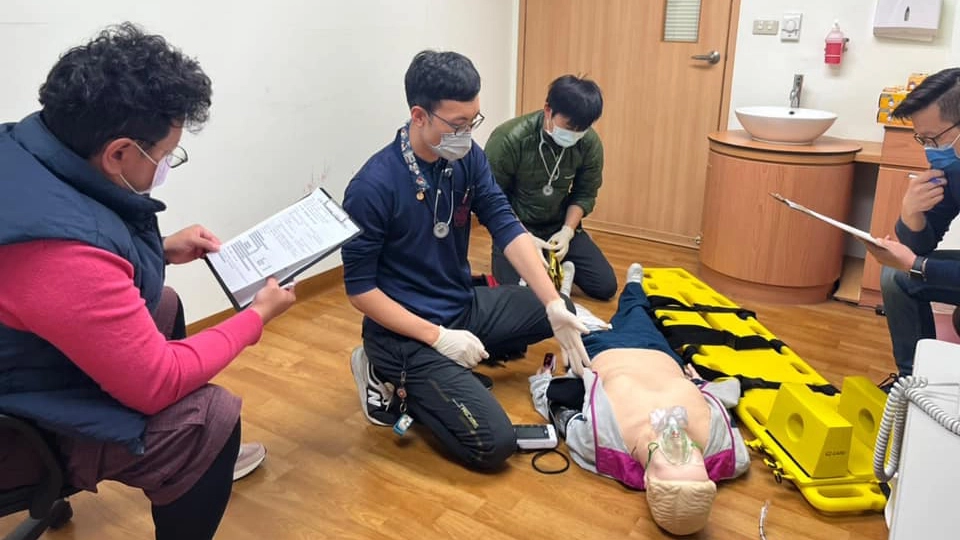 花蓮慈濟醫院2019到2021年,為花蓮縣培訓了3梯次共計60名高級救護技術員(EMTP),並且全員通過國家考試。