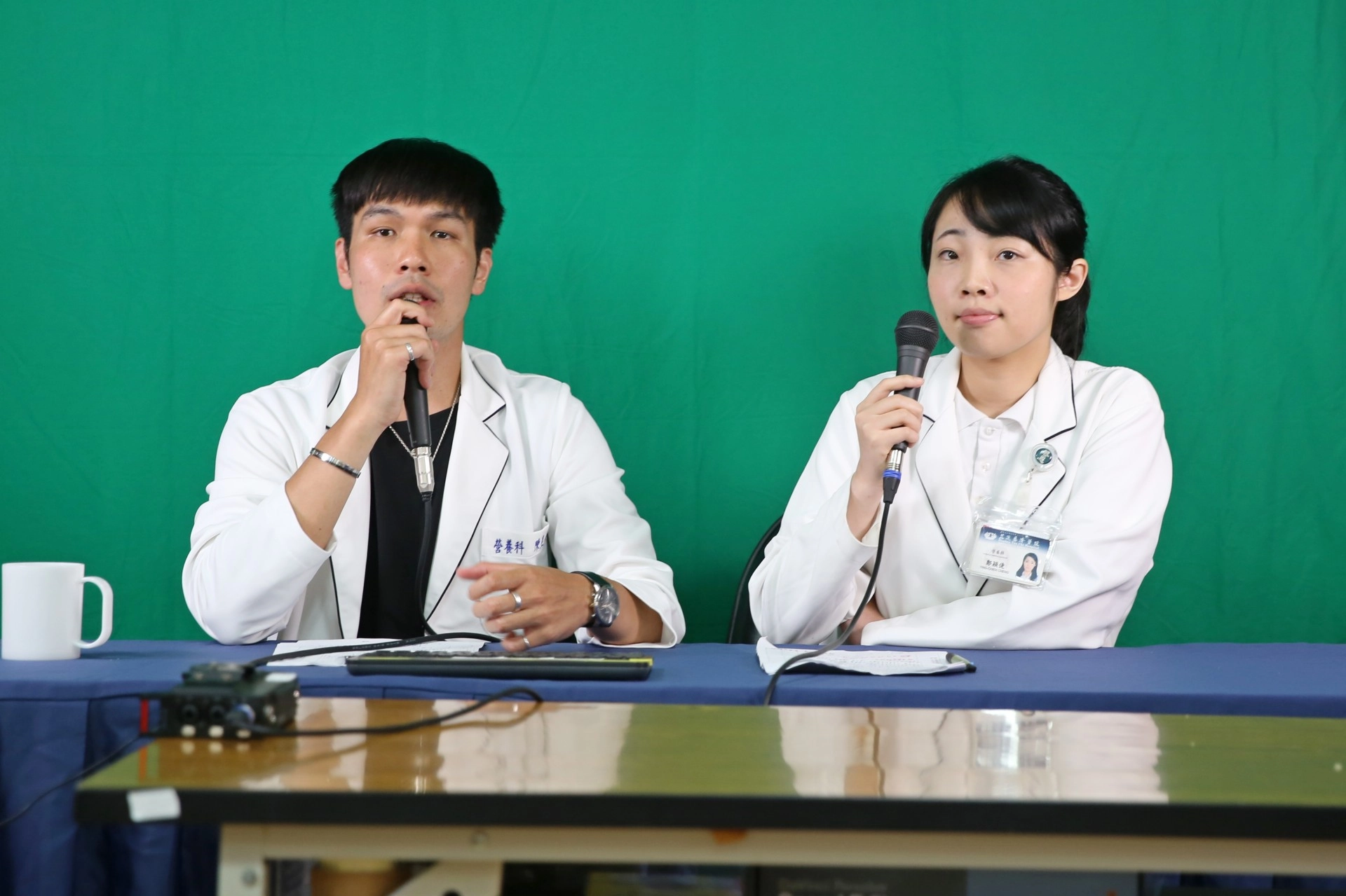 由婦產科高聖博醫師協助拍攝衛教影片並上架到串流平台,邀請個管師、復健科醫師、營養師,詳細說明168飲食搭配營養介入和運動管理應注意的細節。