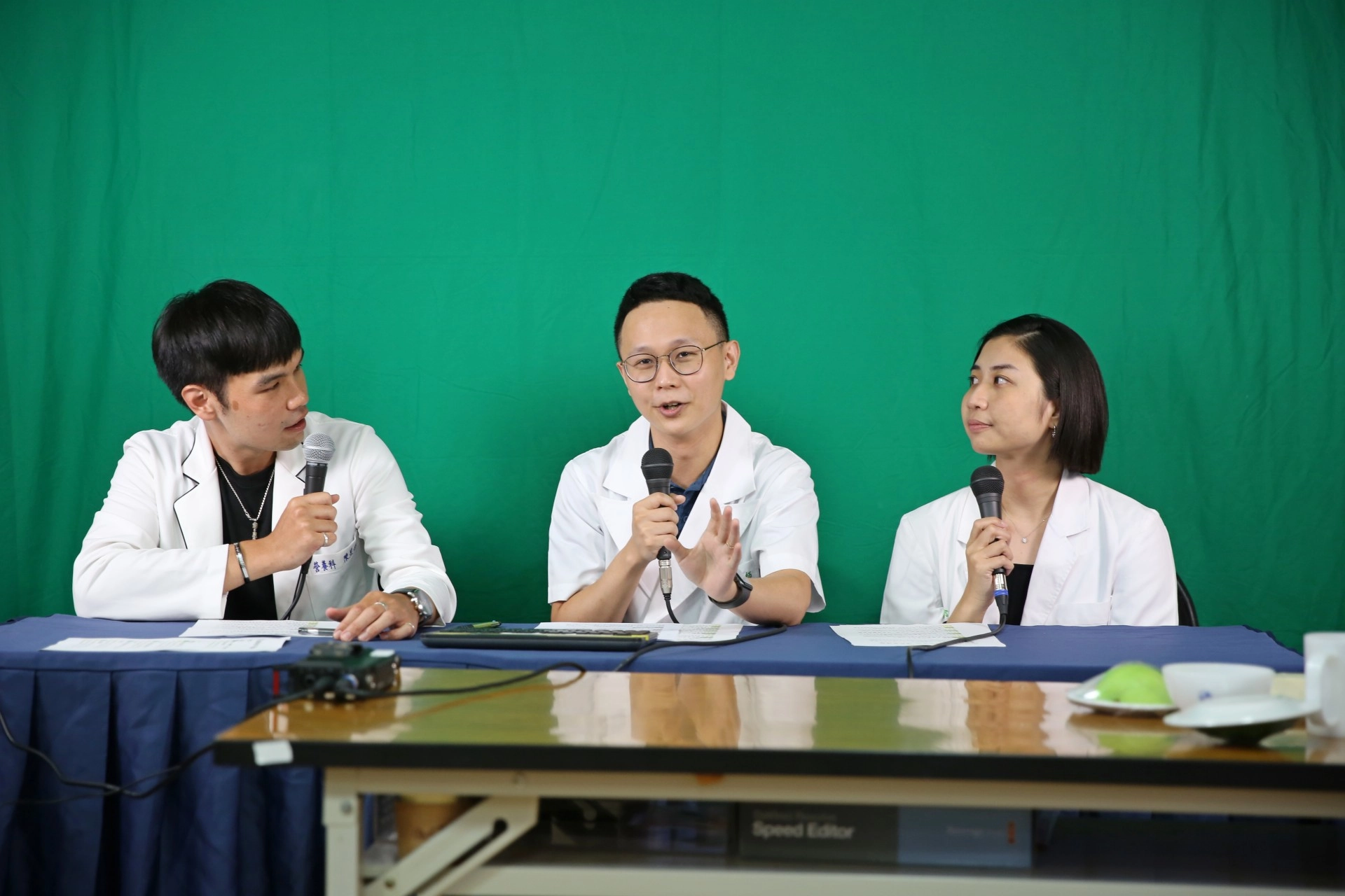 由婦產科高聖博醫師協助拍攝衛教影片並上架到串流平台,邀請個管師、復健科醫師、營養師,詳細說明168飲食搭配營養介入和運動管理應注意的細節。
