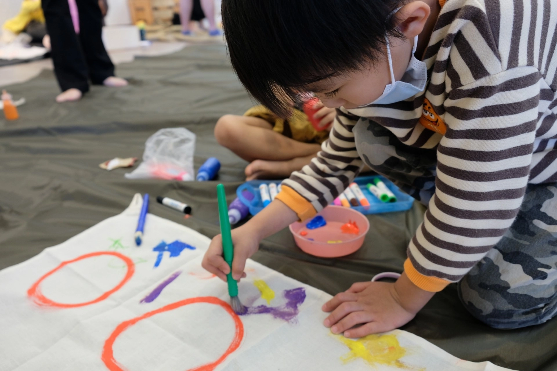 去年小老闆市集活動受到歡迎,今年擴大於花蓮縣婦幼親創園區舉辦