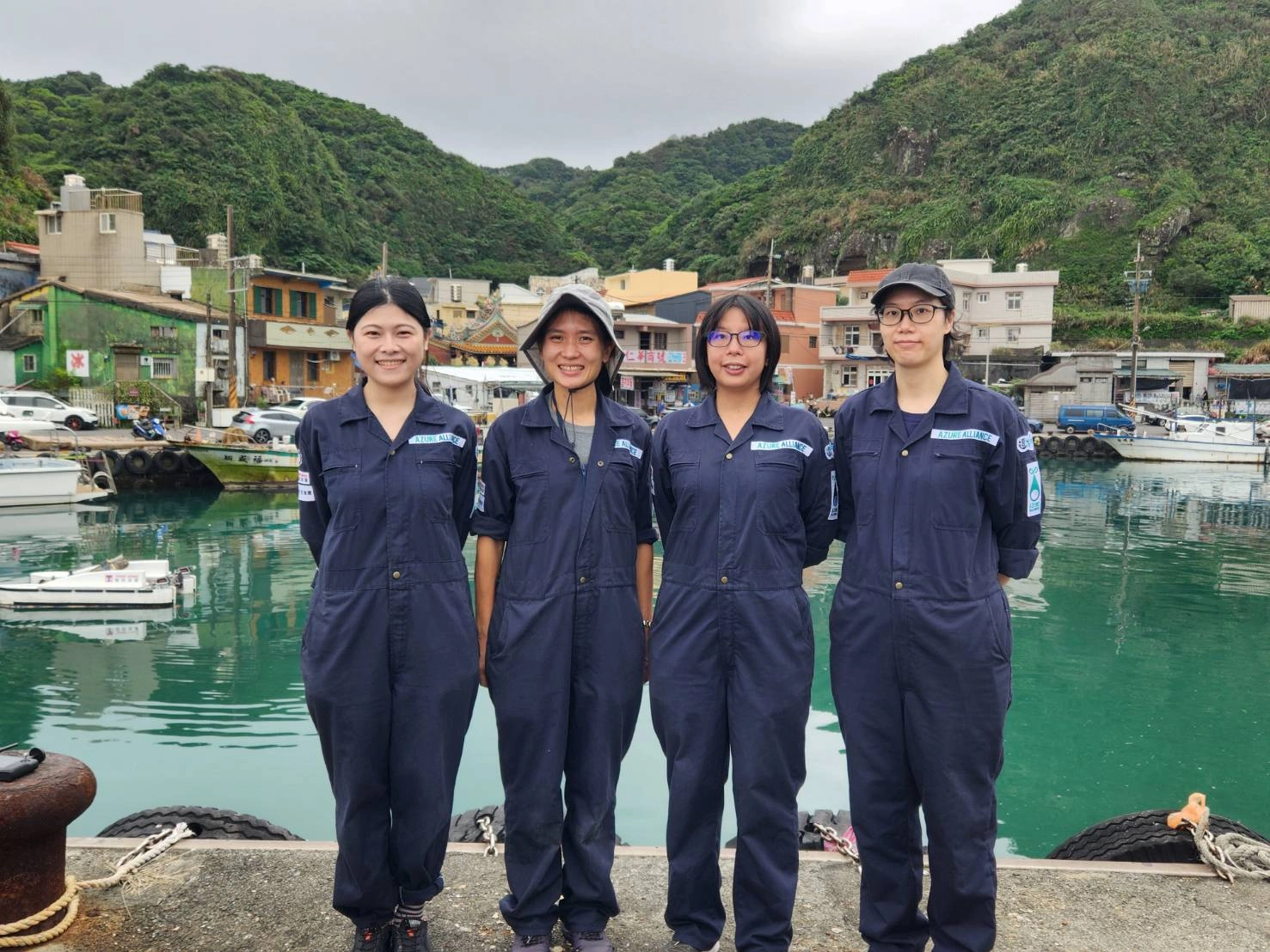 致力於海洋永續的臺灣湛藍海洋聯盟團隊。