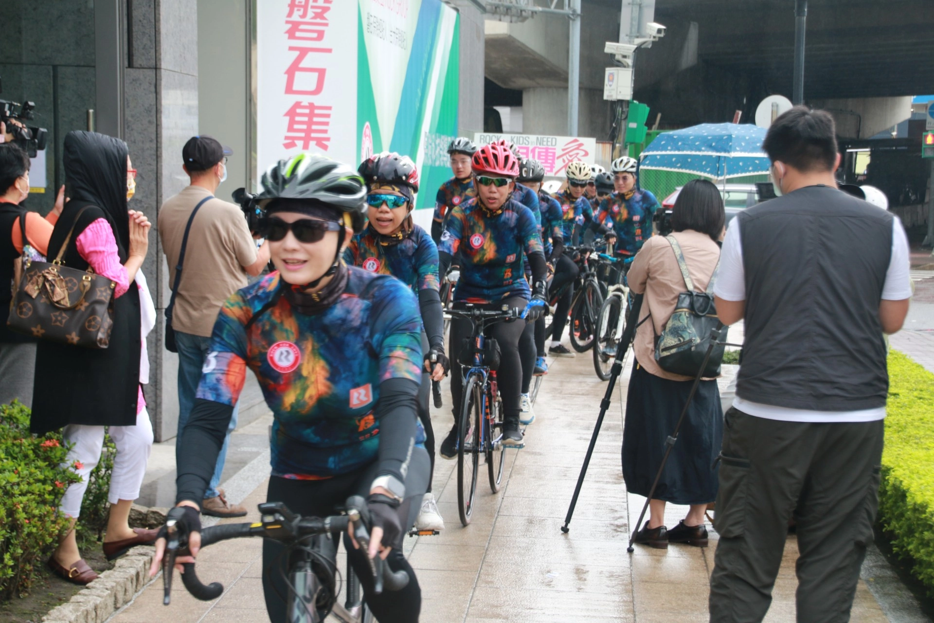 此次的千里傳愛單車環台公益活動,途中將深入嘉義、台南、高雄、花蓮四個伊甸象圈合作據點。