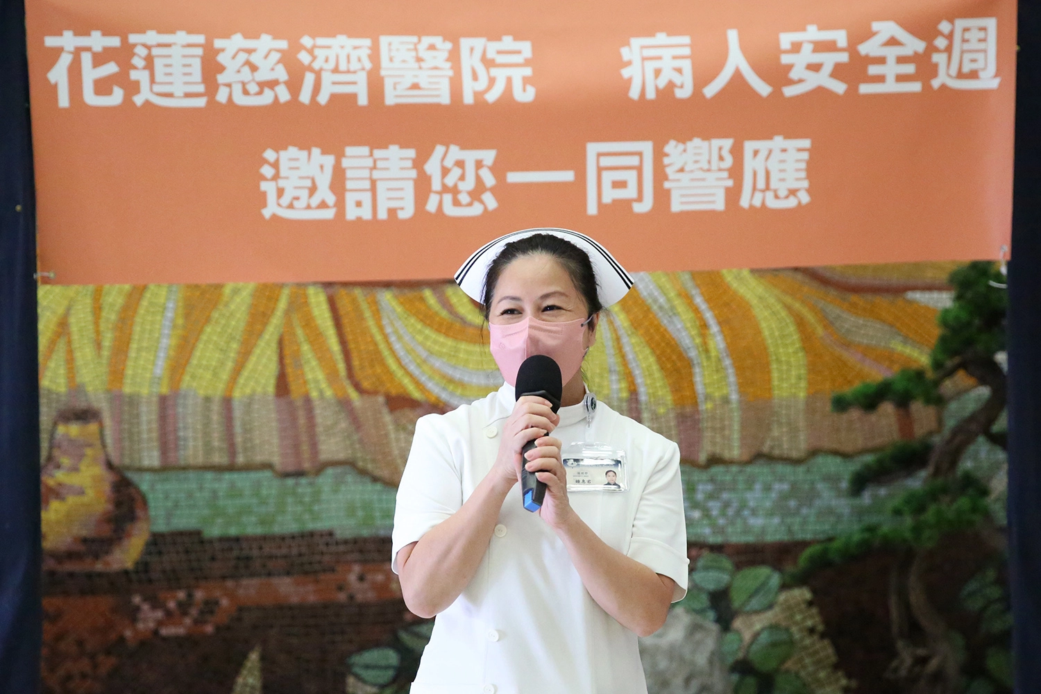 花蓮慈院護理部主任鍾惠君說,護理夥伴不僅守護孕產兒的安全,也希望透過短劇來建立正確病安觀念、注意孕產兒及用藥安全。