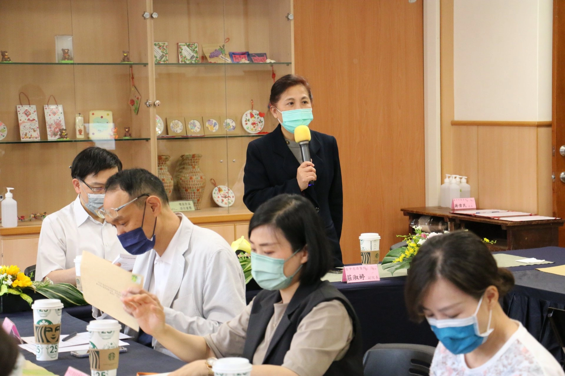 臺中慈濟護理之家負責人臺中慈濟醫院副院長莊淑婷致辭歡迎與會貴賓。
