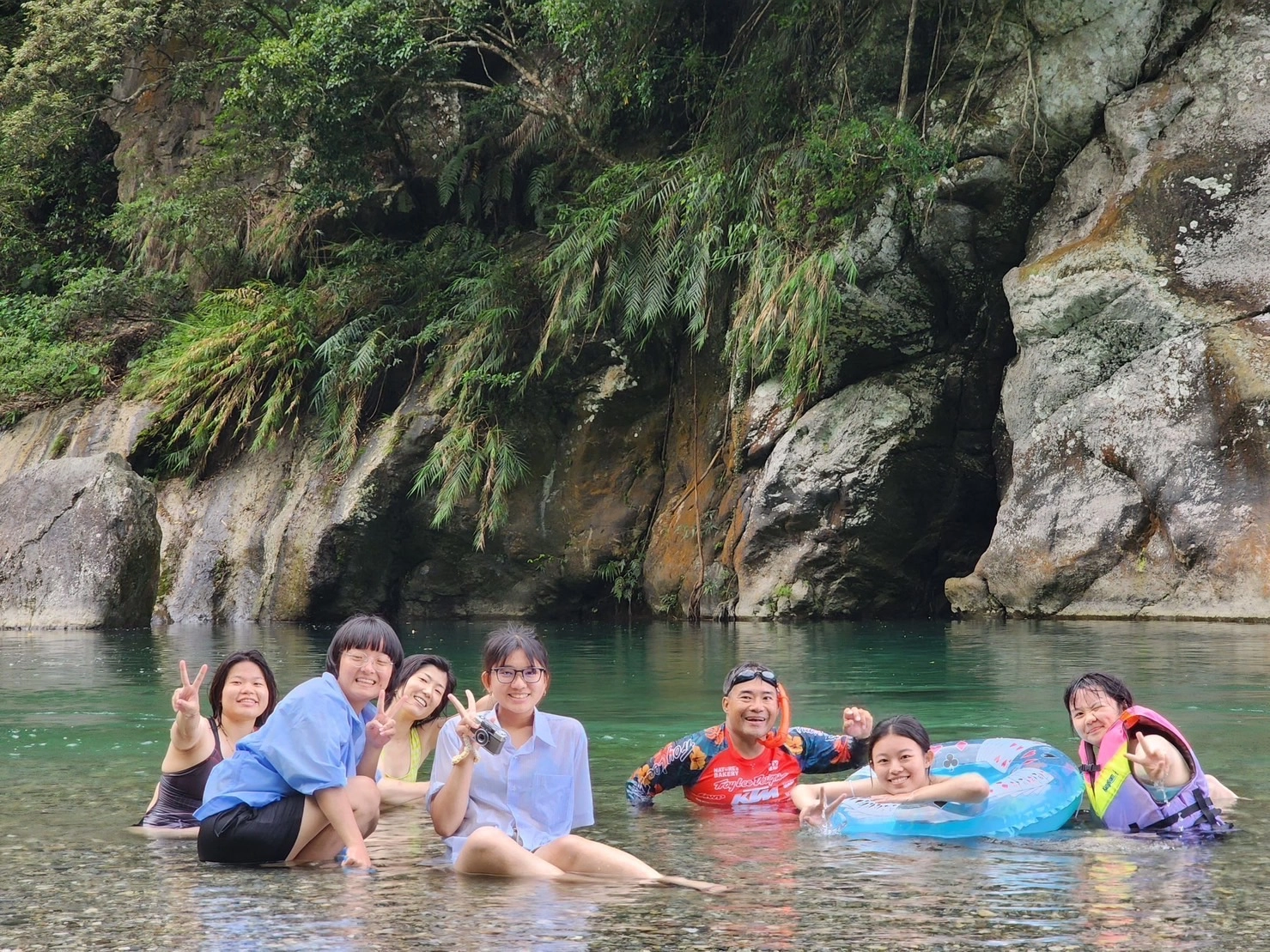 蔡仁維醫師提醒,喜歡暑假溯溪、戲水消暑的民眾,在放鬆身心的同時也要注意本身安危。(圖為情境照,與本文無關)