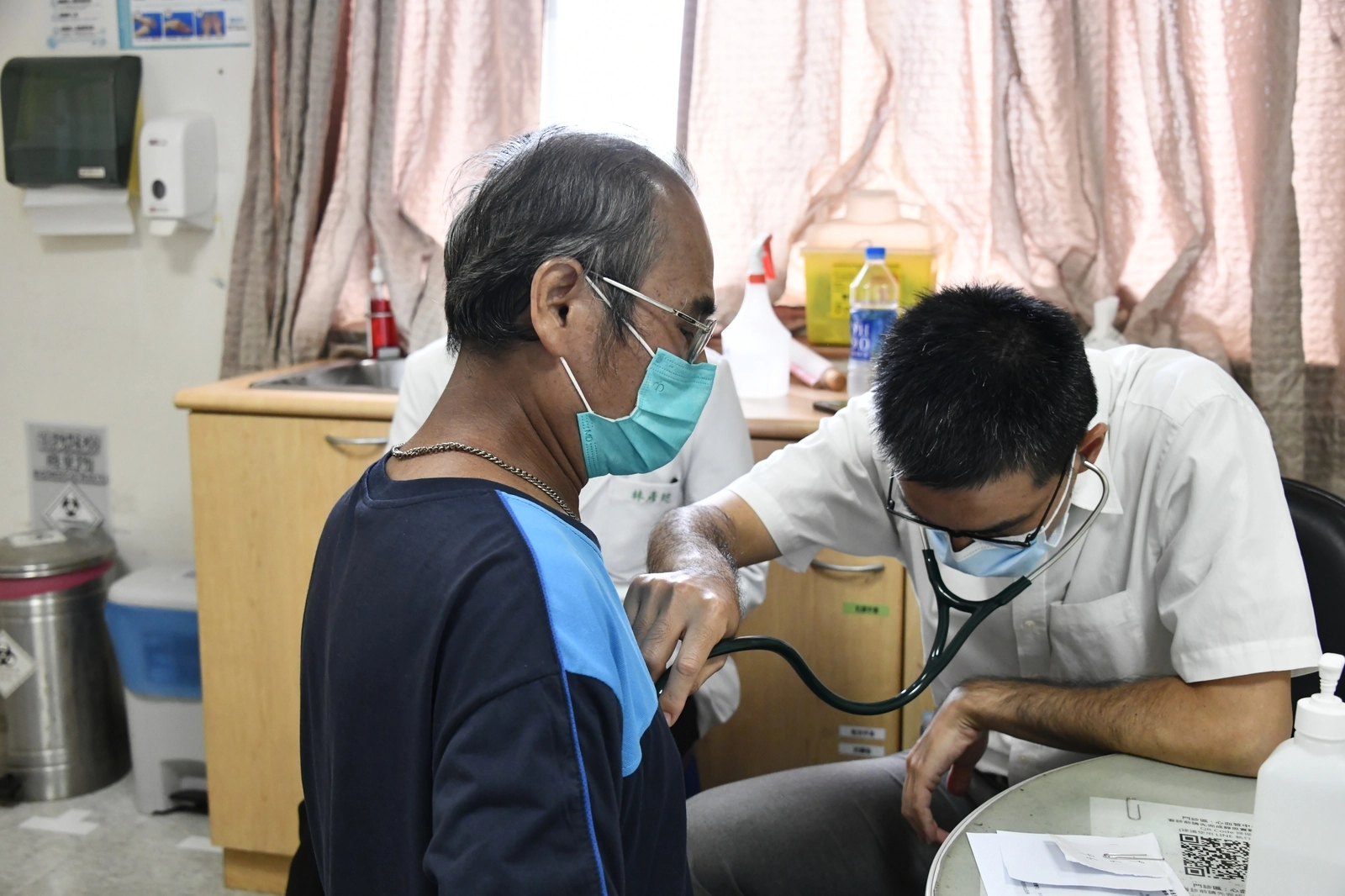 70歲老翁心臟「破空」 小兒與心臟內科醫師聯手修補