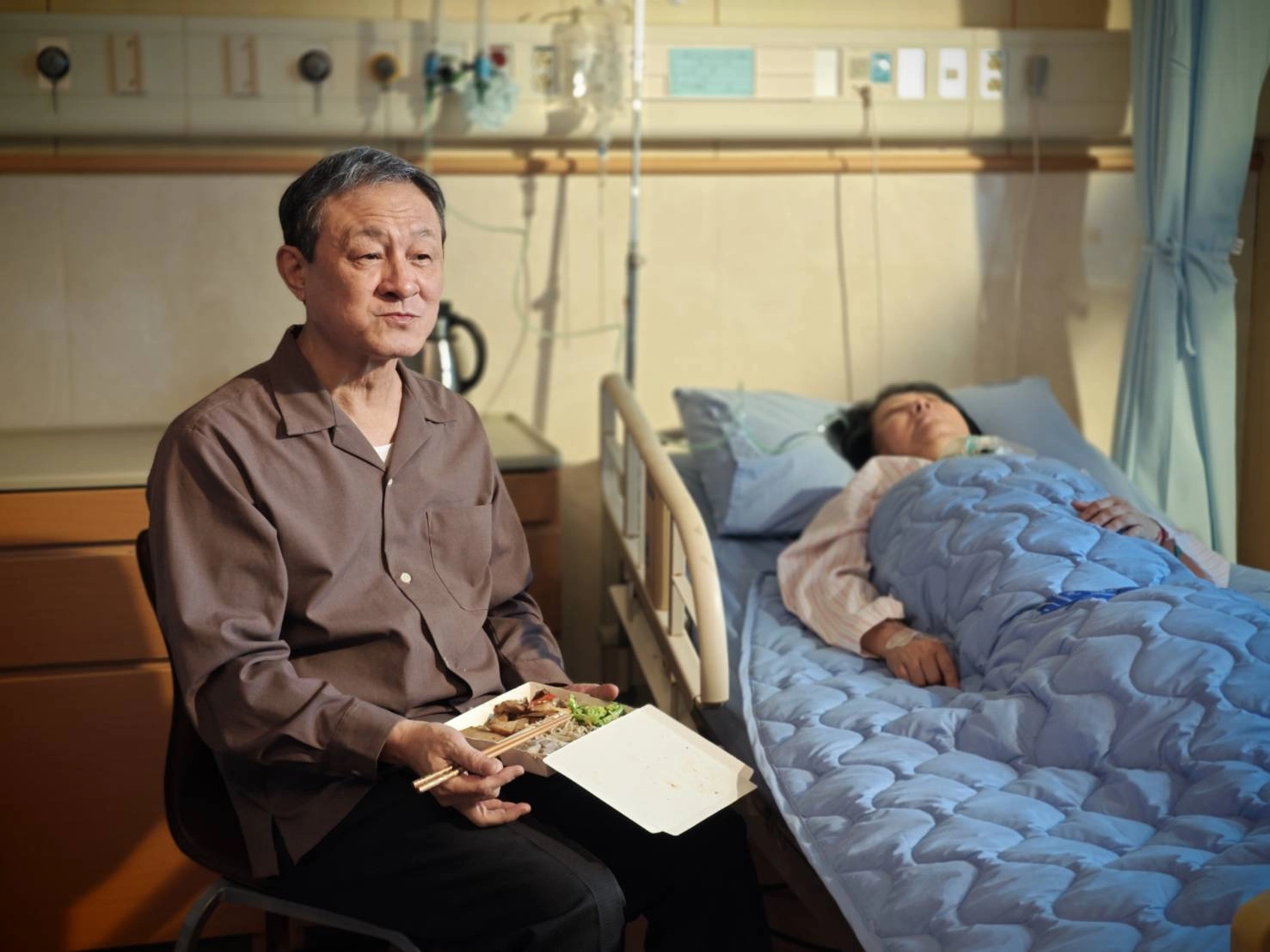 陳慕義在醫院拍攝《你好,我是誰2》