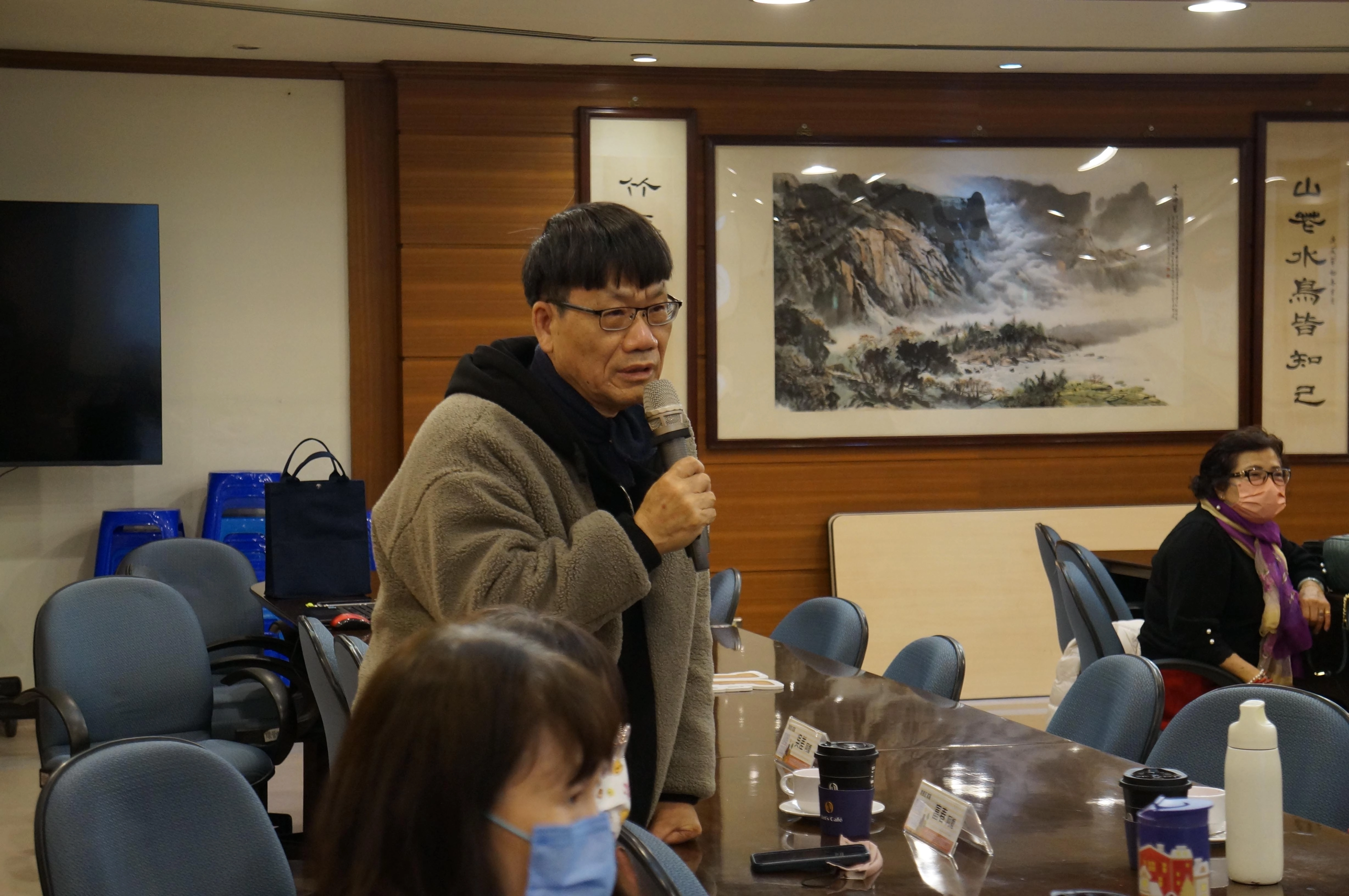 其中一位參與的親屬呂先生表示,自己65歲了,還要照顧85歲的母親,在老人照顧老人的情況下格外疲累,直到媽媽住進大林住宿型長照機構,得到團隊的協助力量後,生活才得以恢復正常。