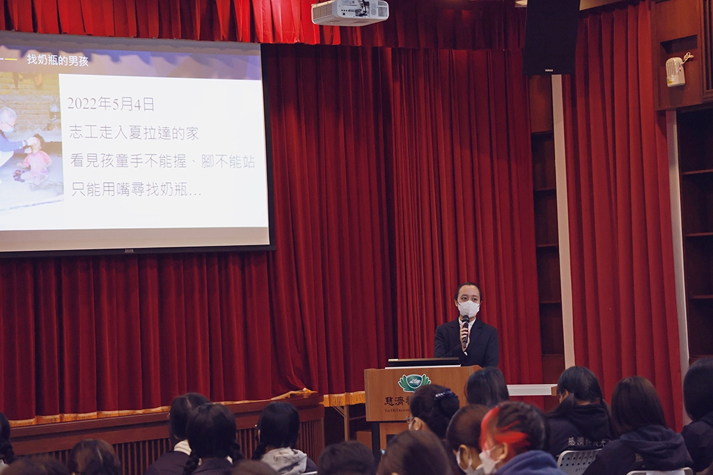 人文營課程融入國際時事,緊扣教育主題,培養公費生「同理心」。